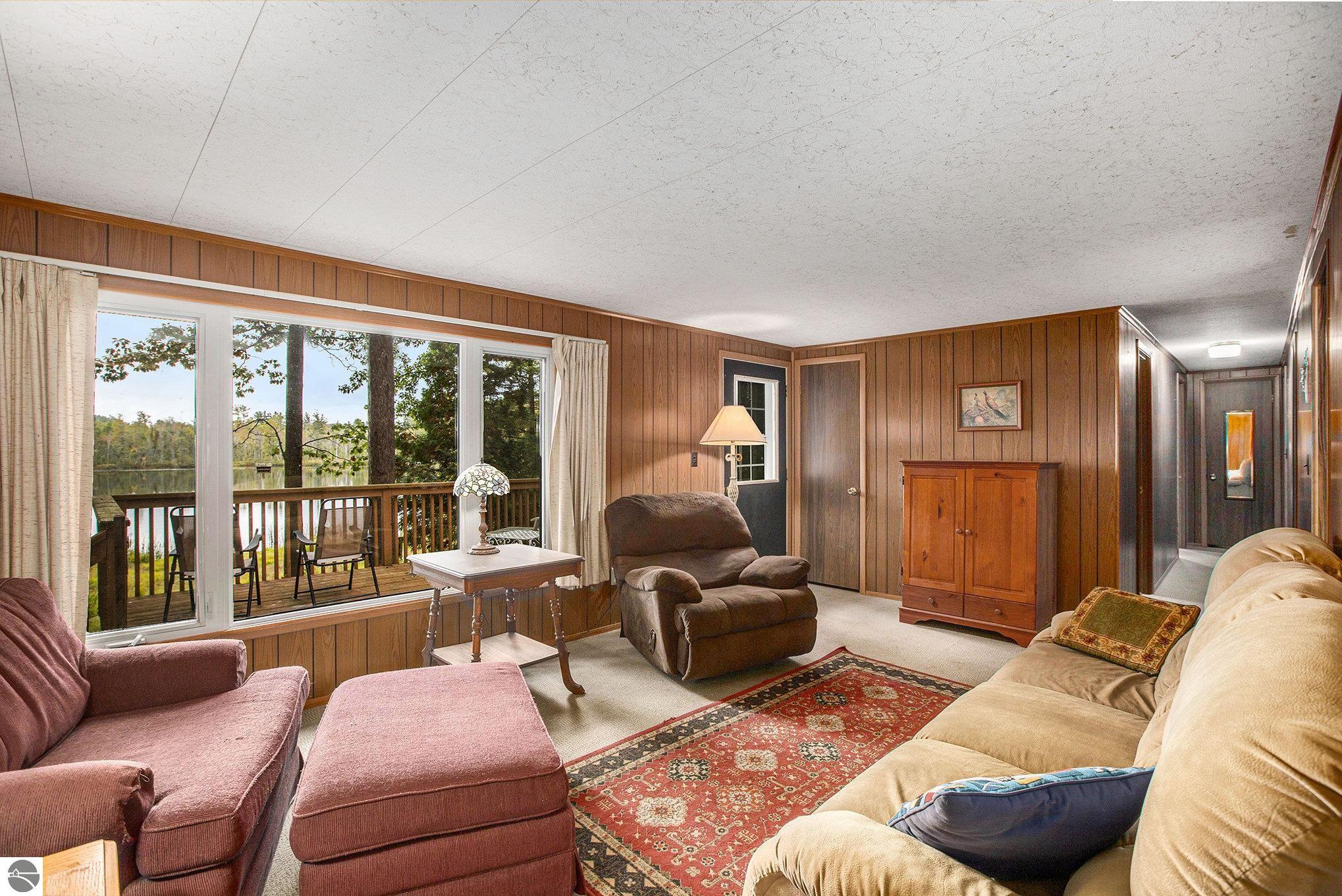 10643 White Pine Road