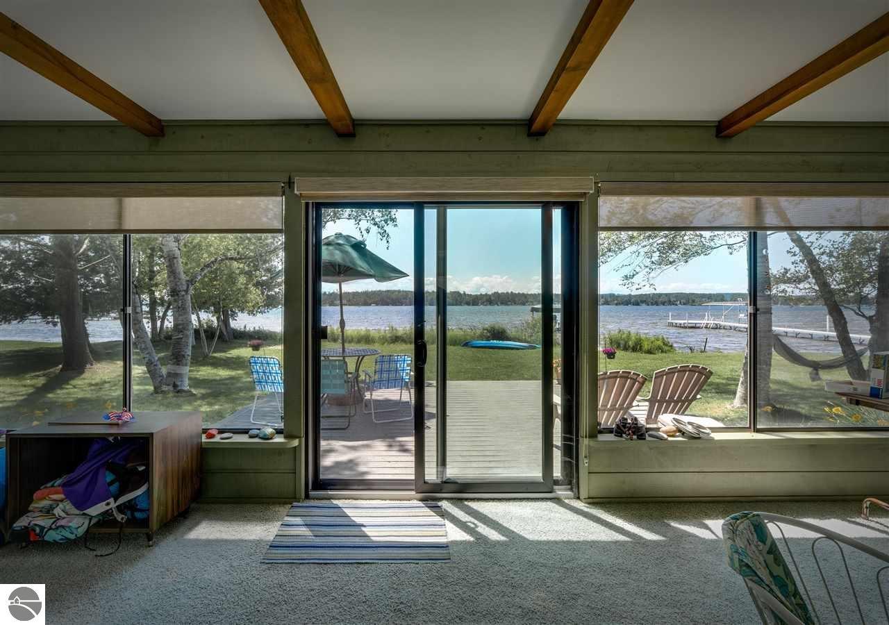 2936 Oden Road, Petoskey