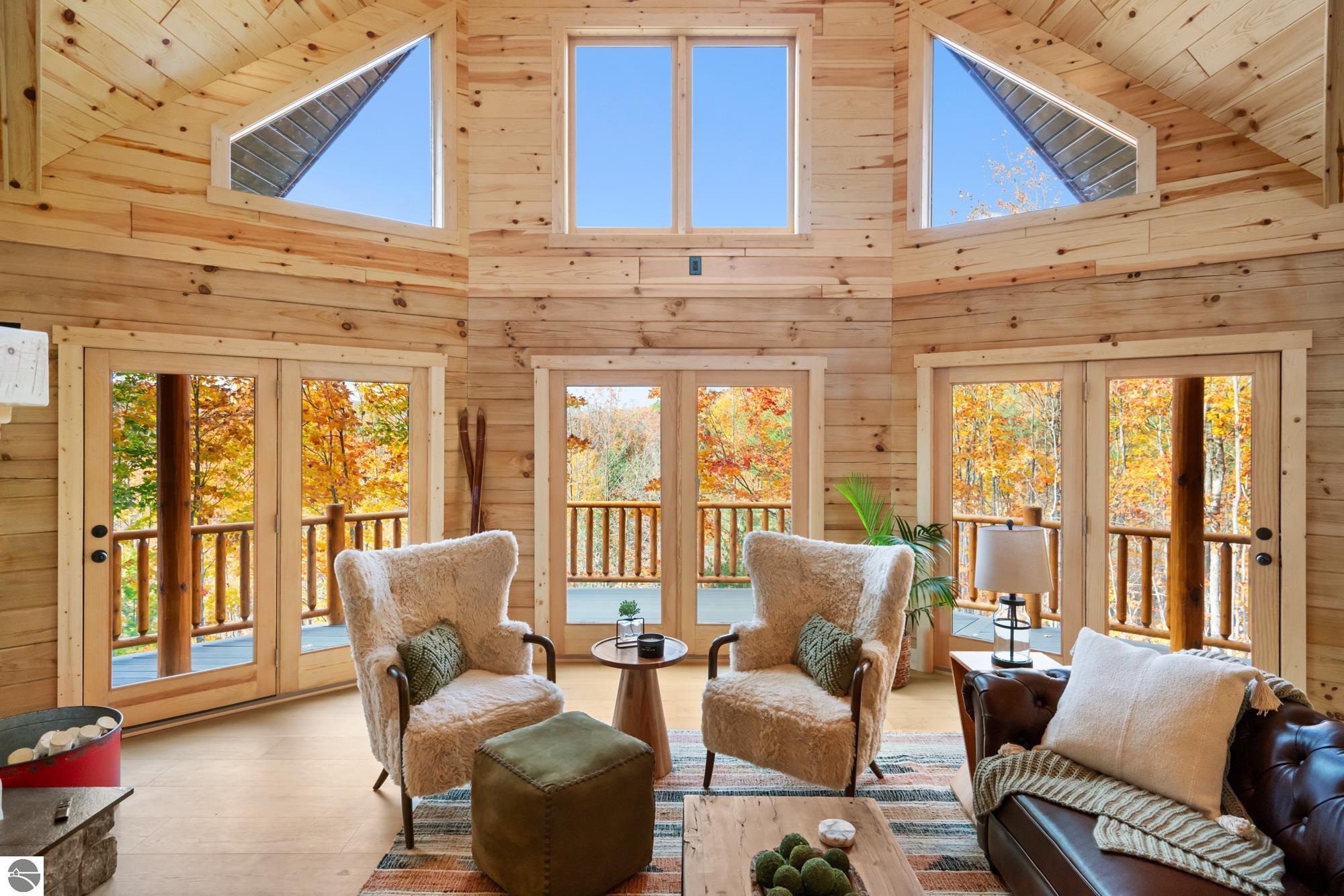 6755 Pleasantview Road