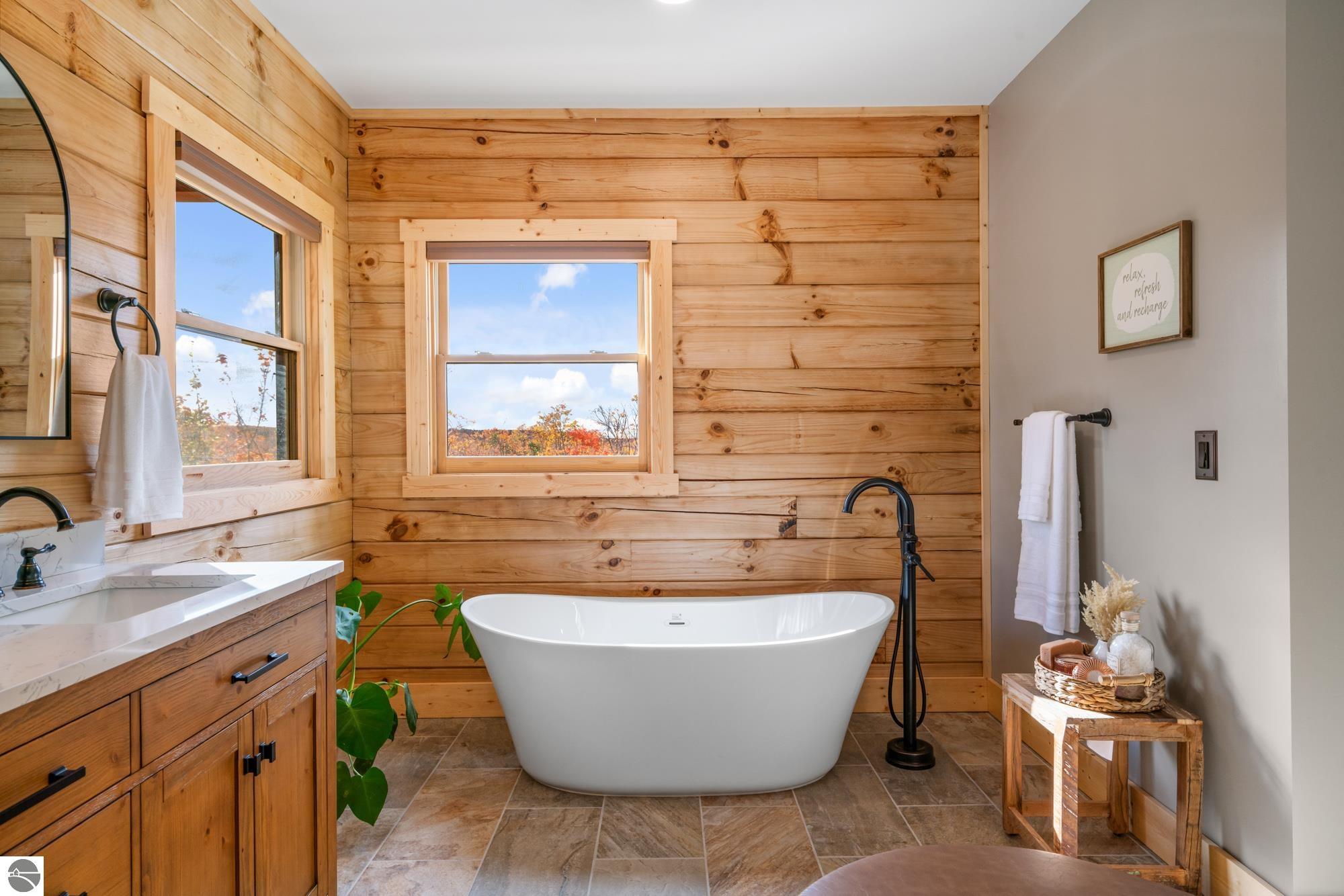 6755 Pleasantview Road