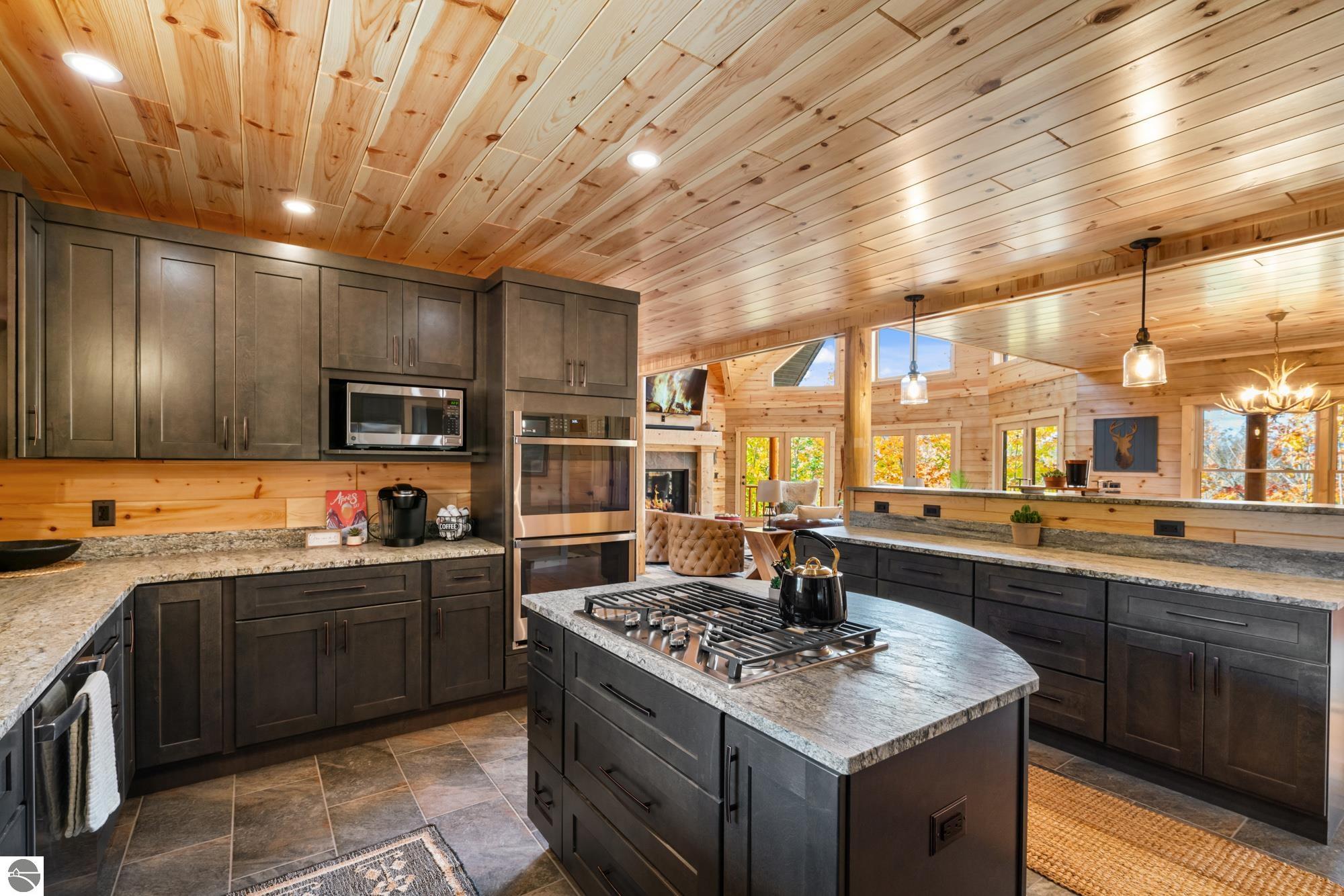 6755 Pleasantview Road