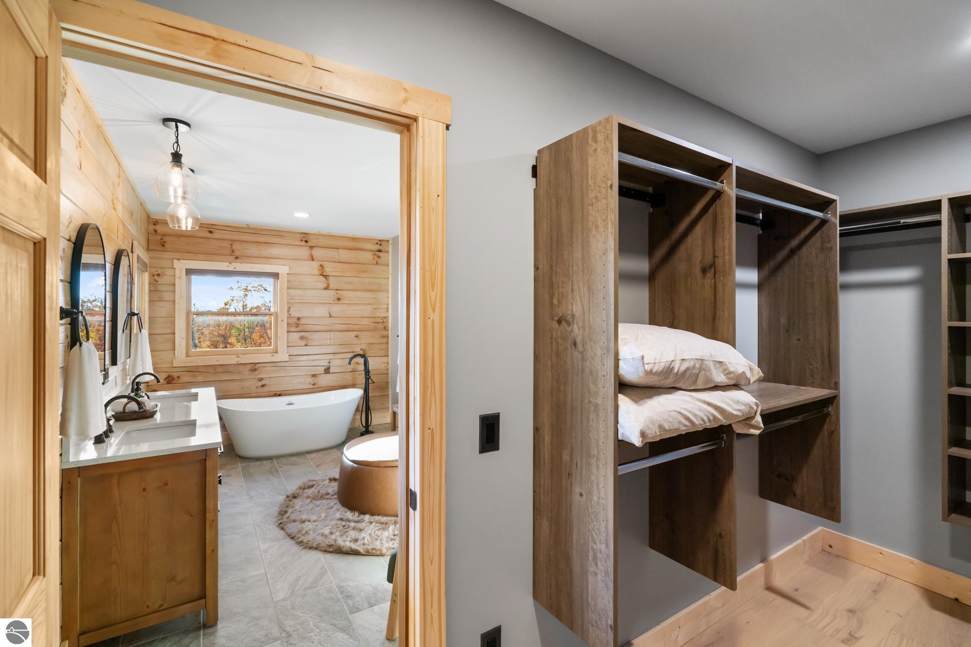 6755 Pleasantview Road