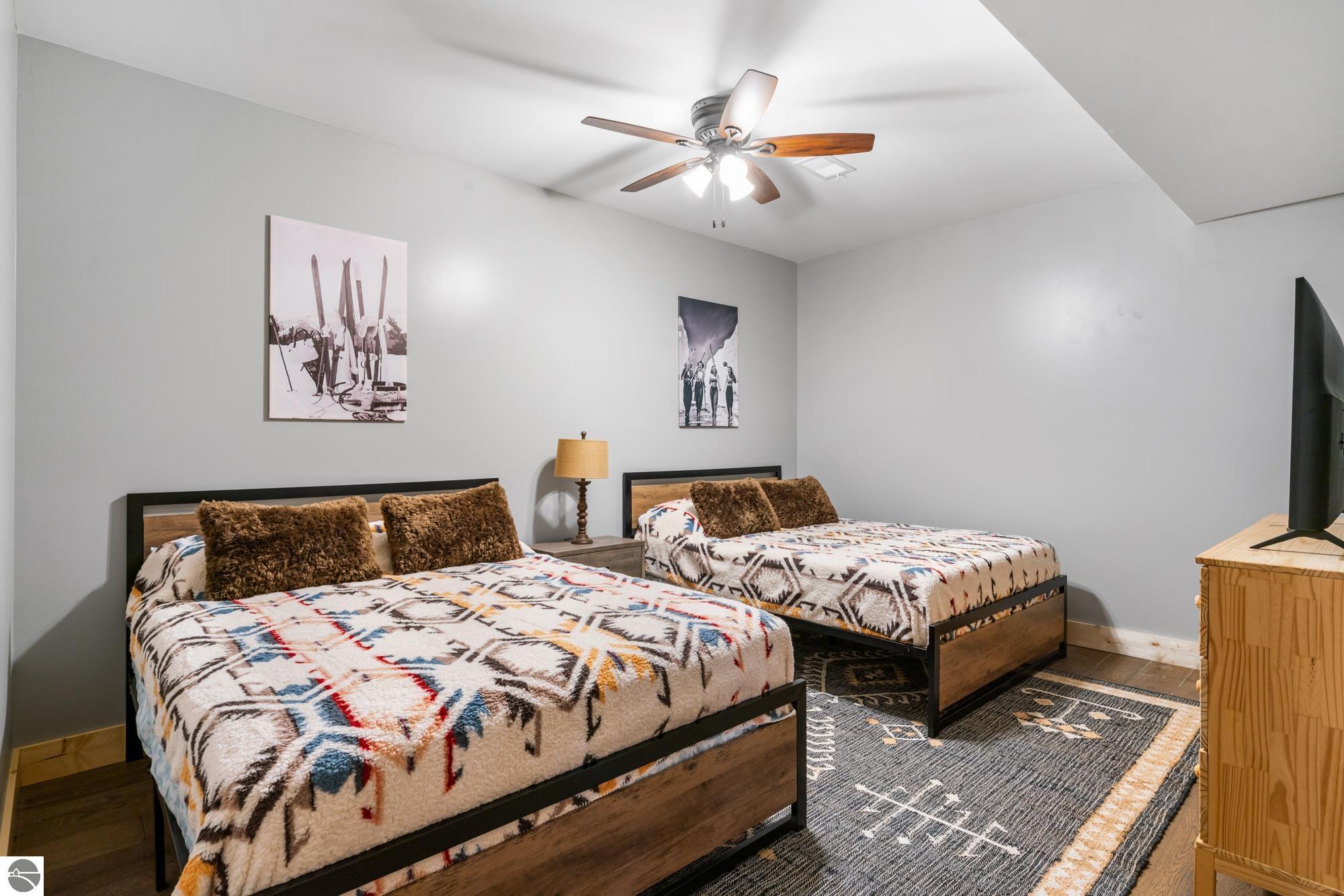 6755 Pleasantview Road