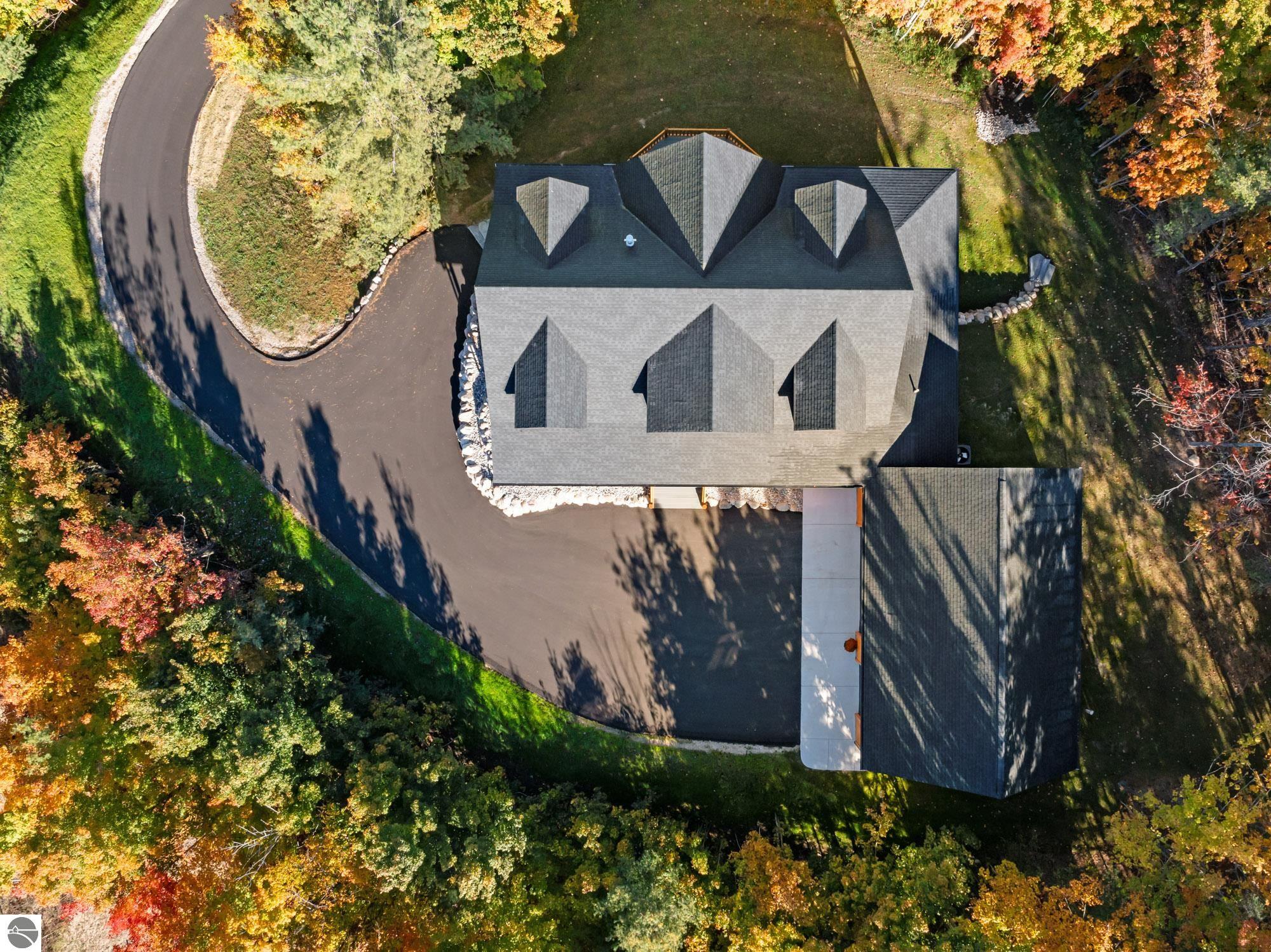 6755 Pleasantview Road