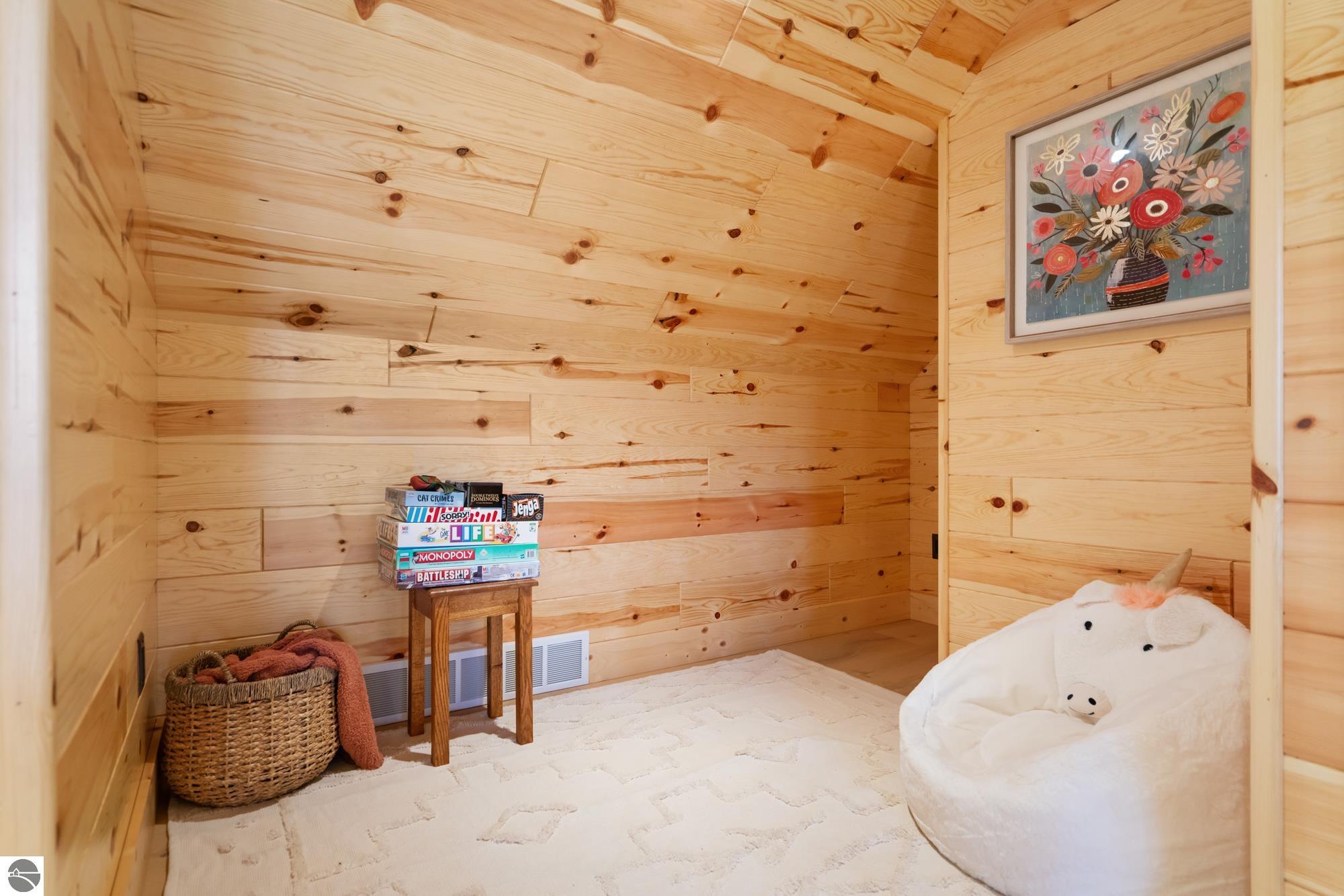 6755 Pleasantview Road