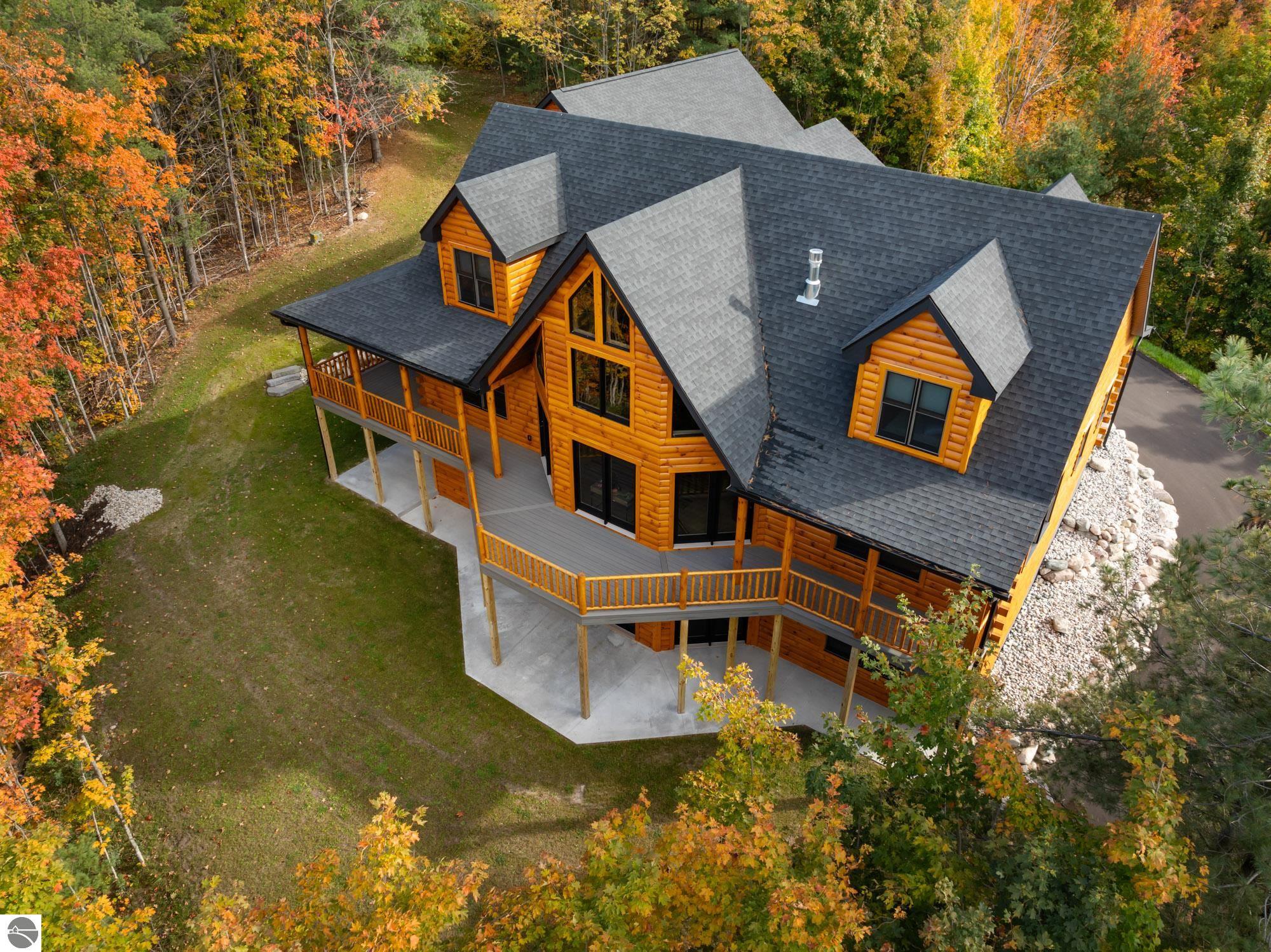 6755 Pleasantview Road