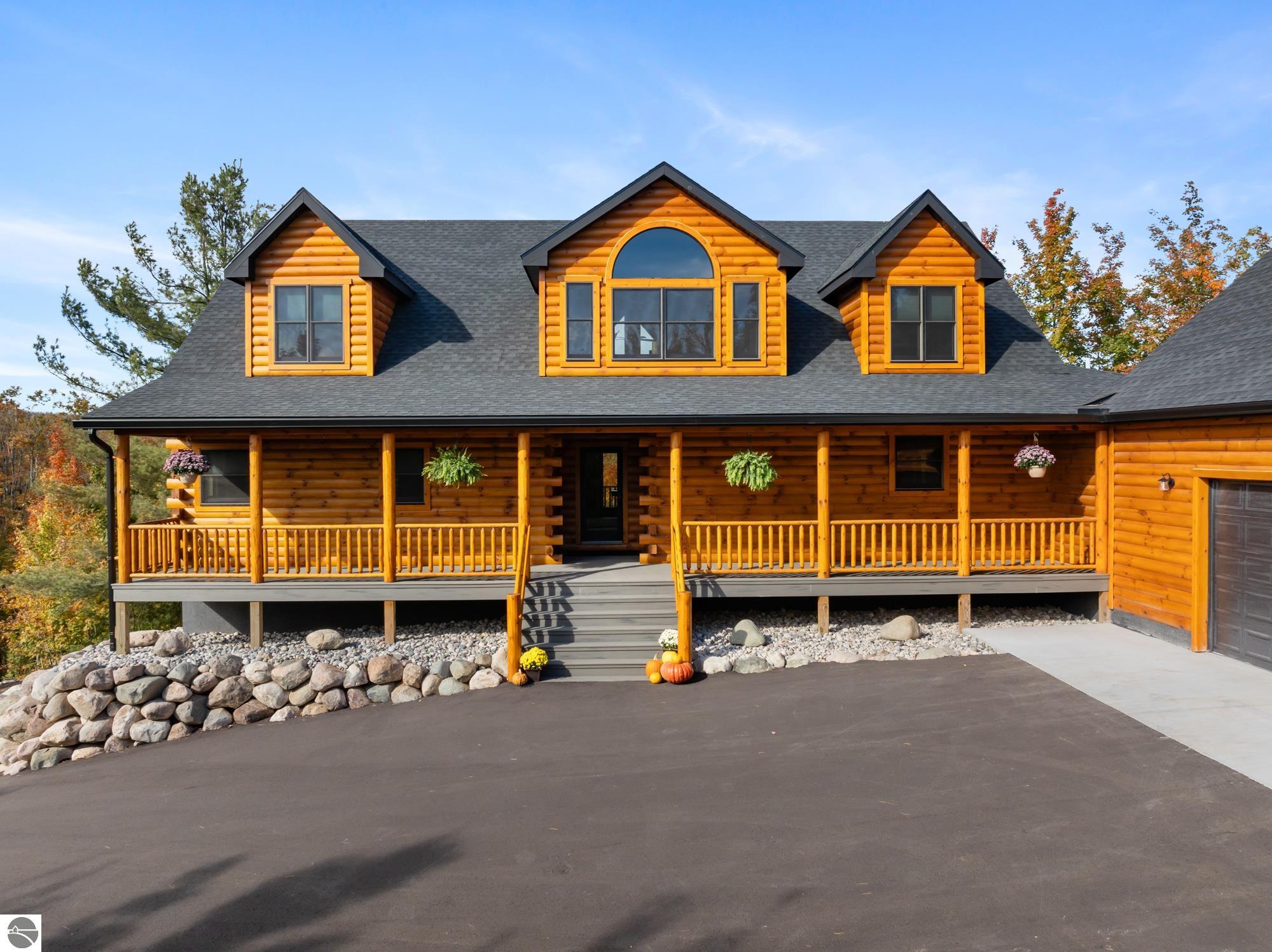 6755 Pleasantview Road