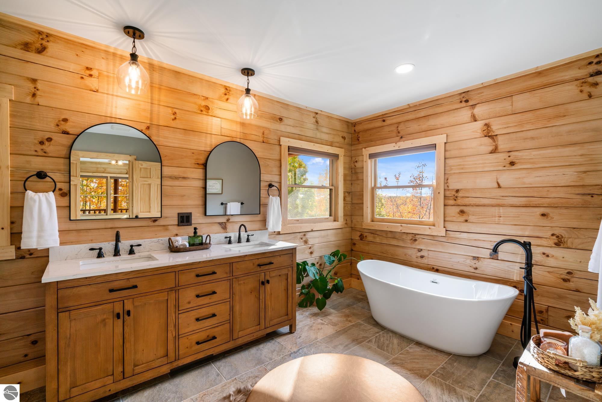 6755 Pleasantview Road