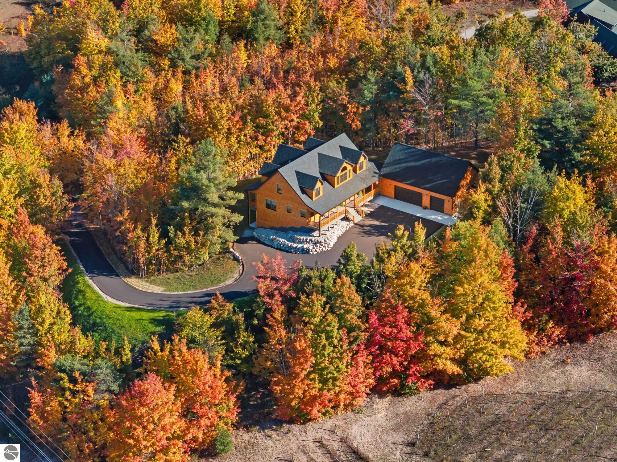 6755 Pleasantview Road