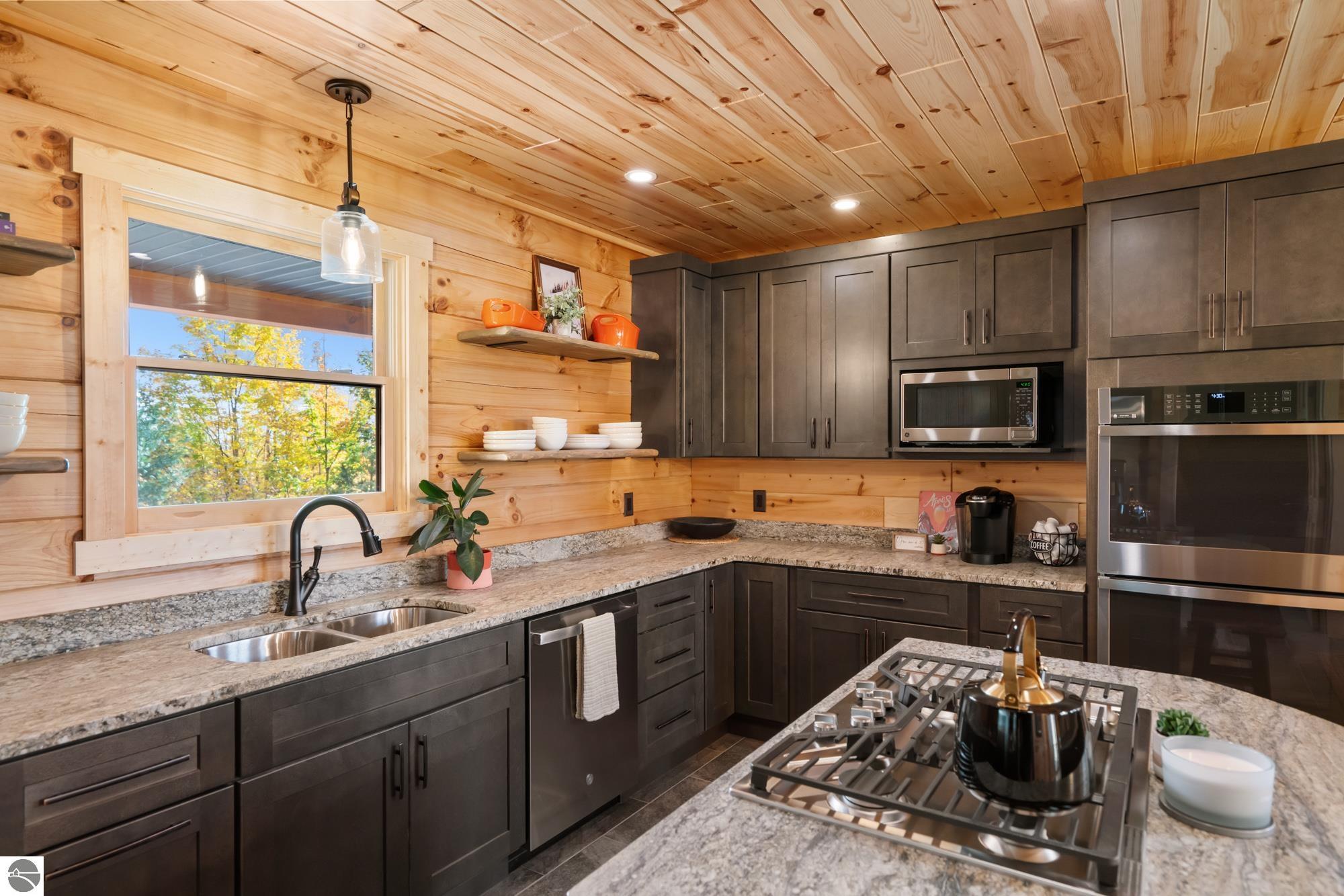 6755 Pleasantview Road