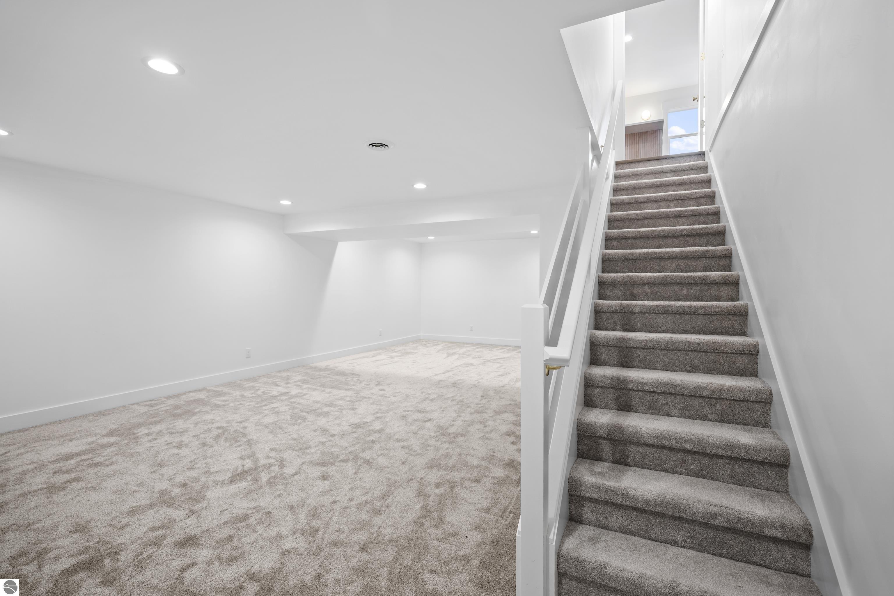 2737 Ruby Street