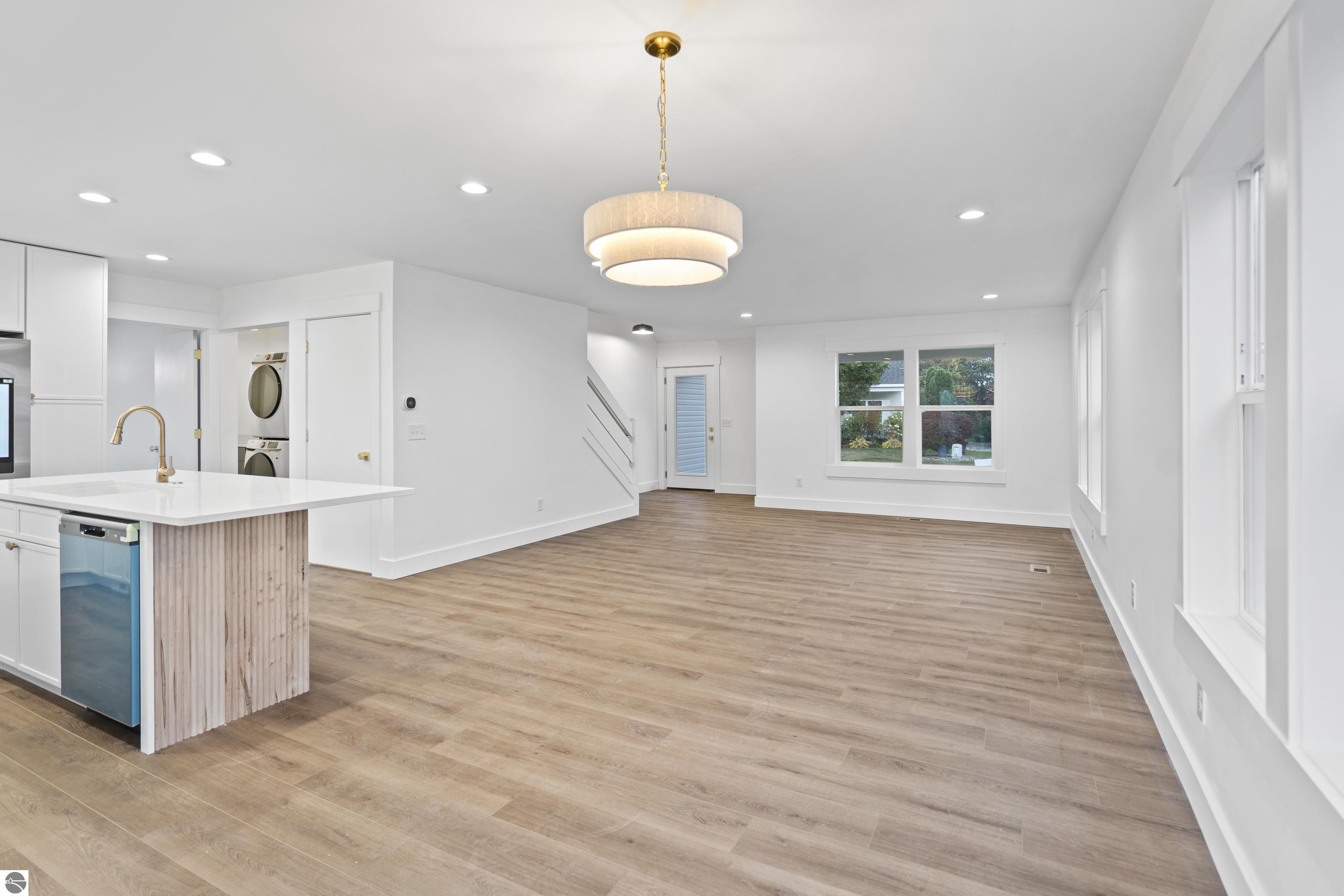 2737 Ruby Street