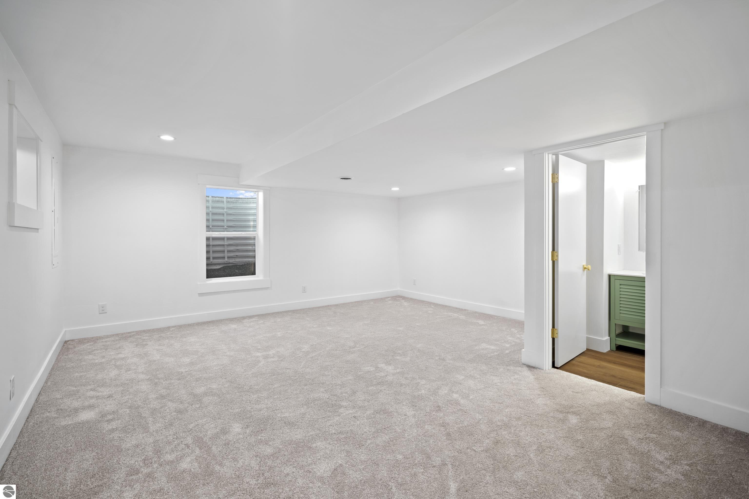 2737 Ruby Street