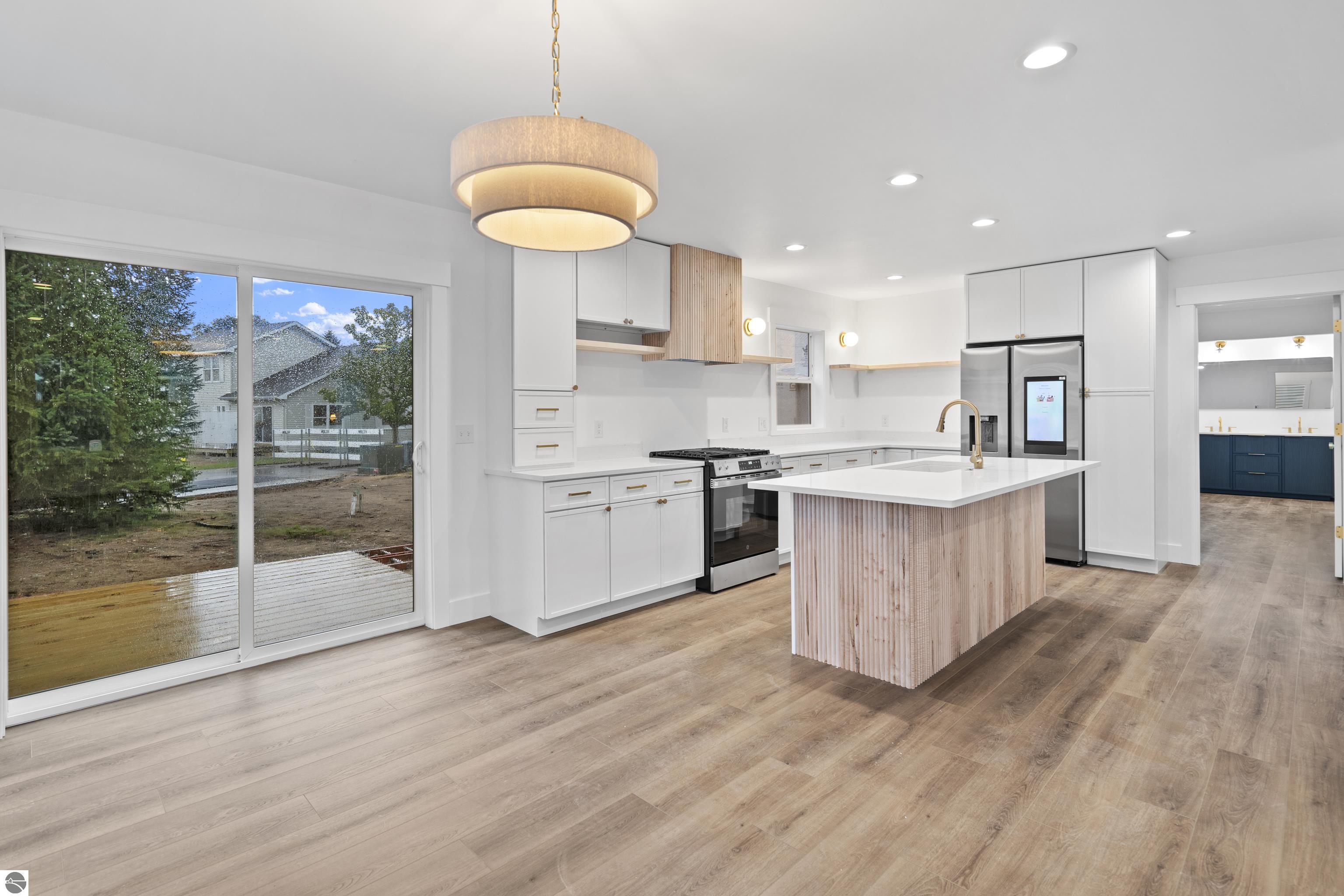 2737 Ruby Street