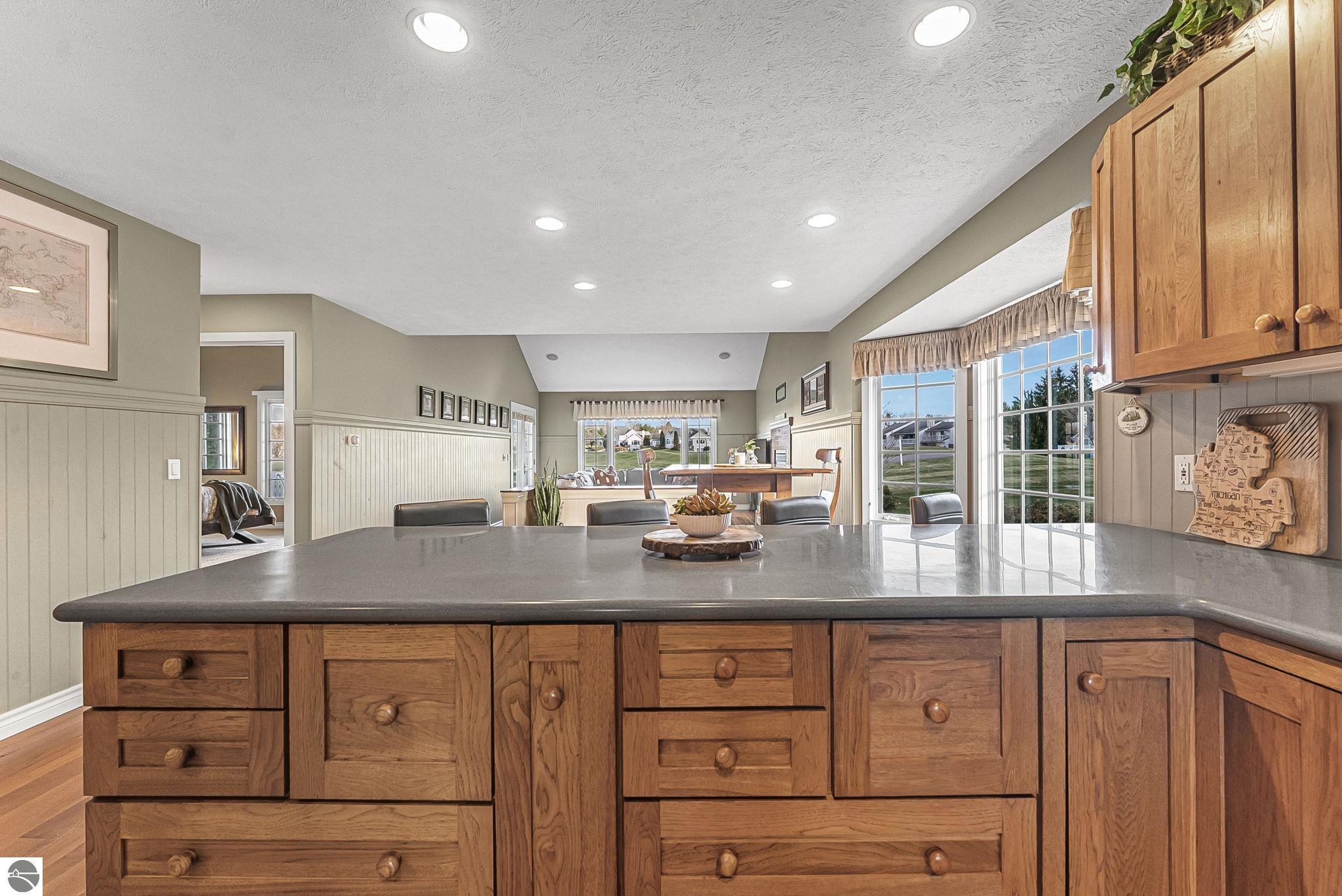 6260 Single Tree Lane