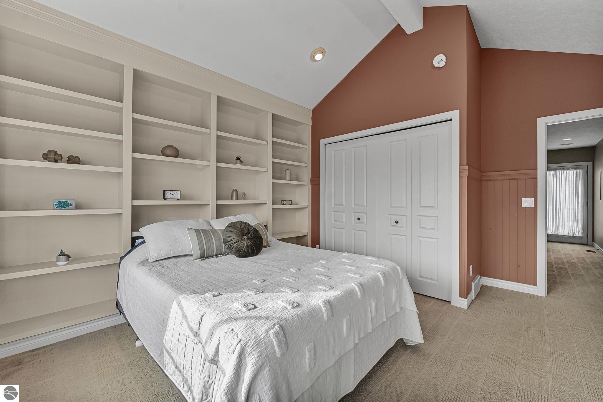 6260 Single Tree Lane