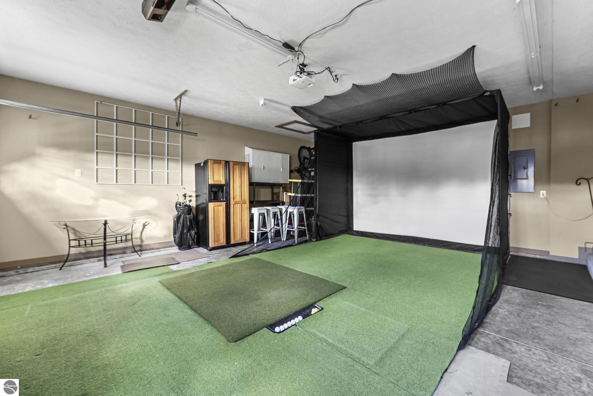 6260 Single Tree Lane