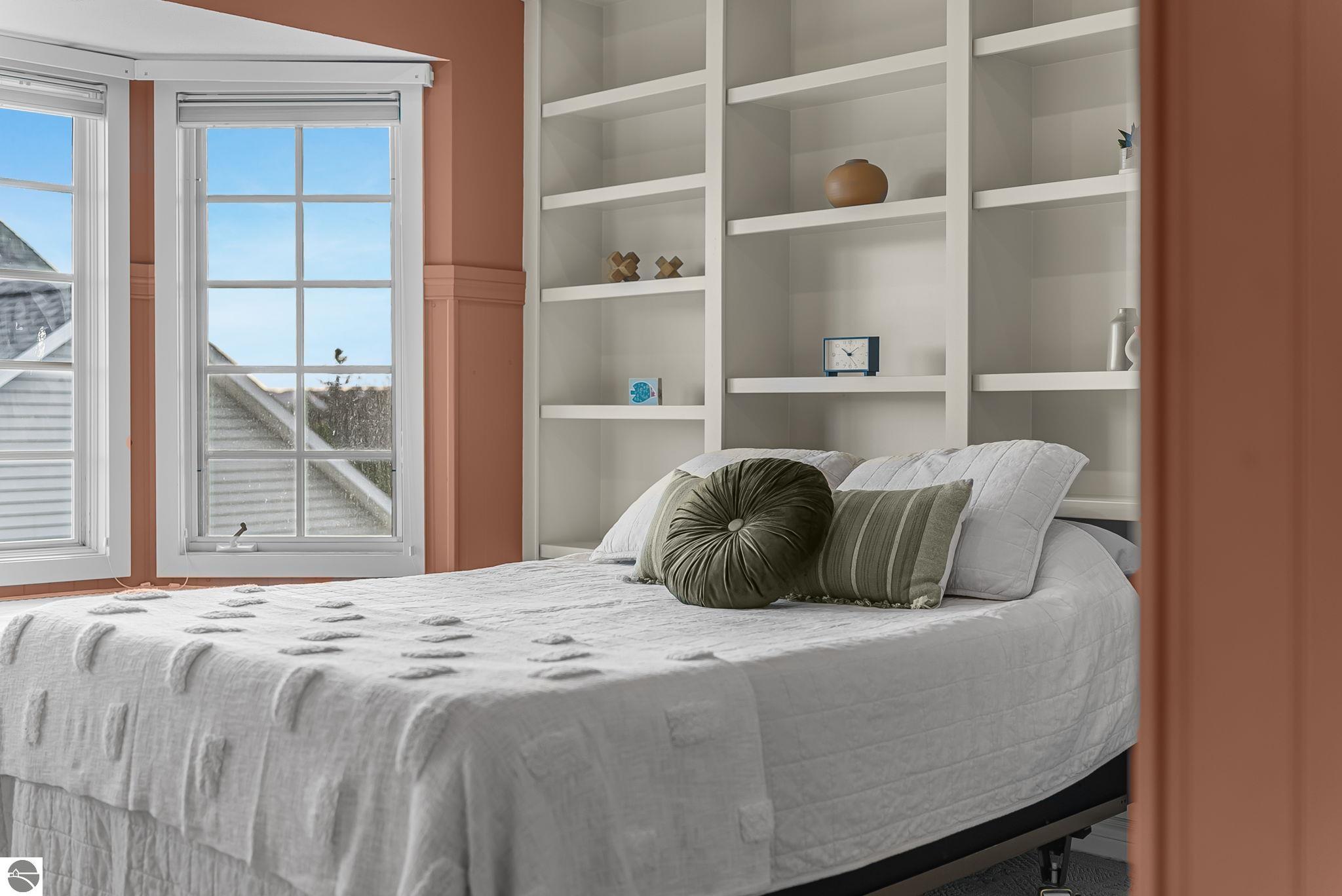 6260 Single Tree Lane