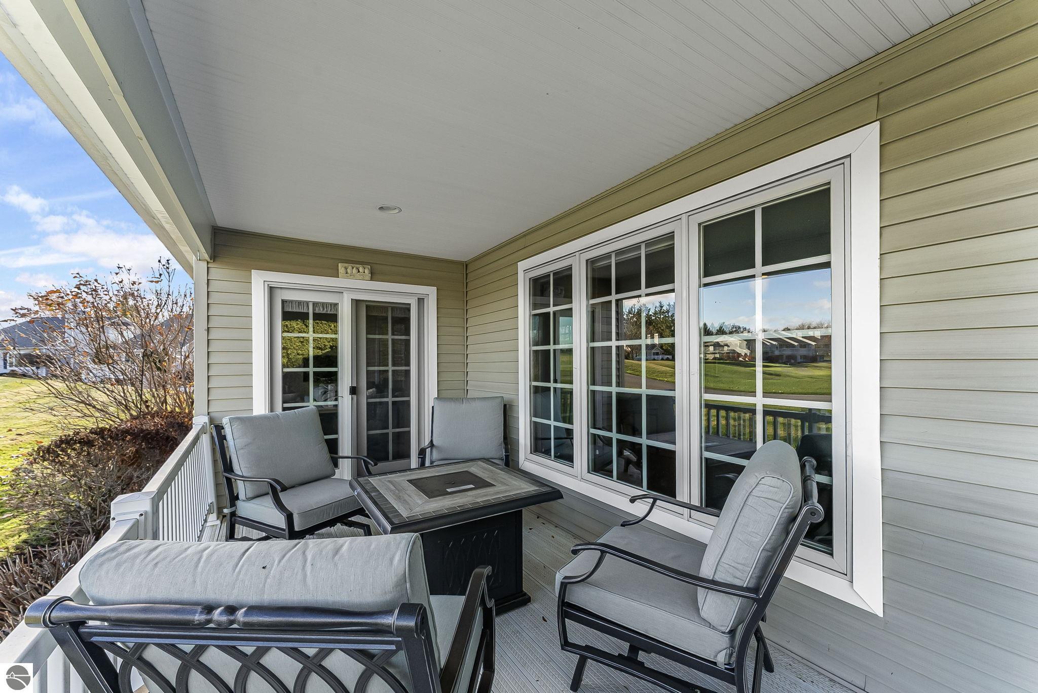 6260 Single Tree Lane