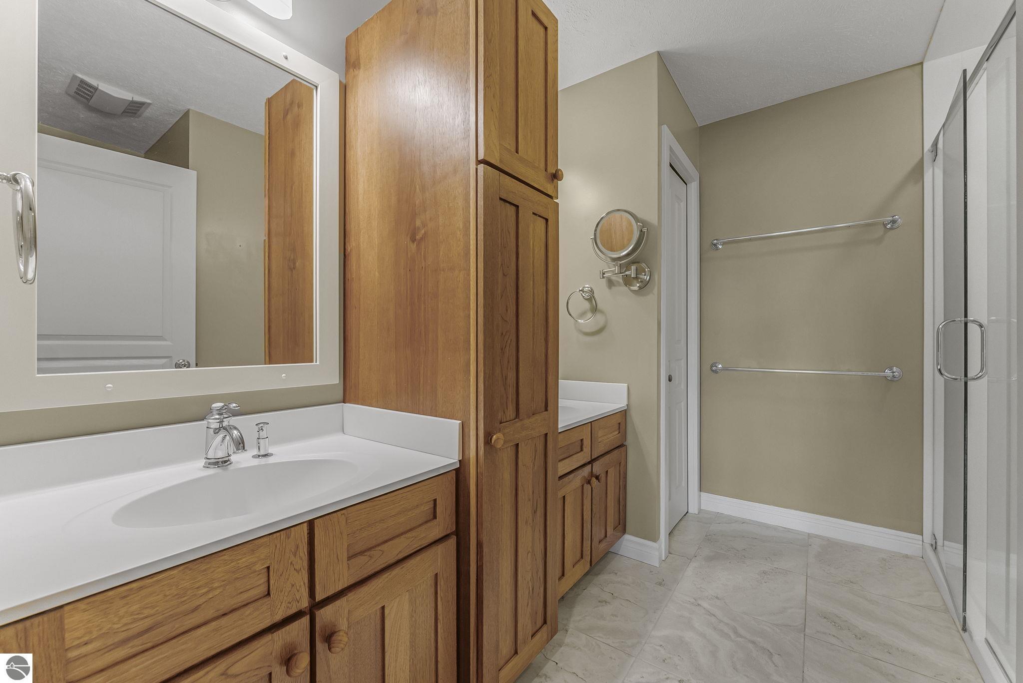 6260 Single Tree Lane