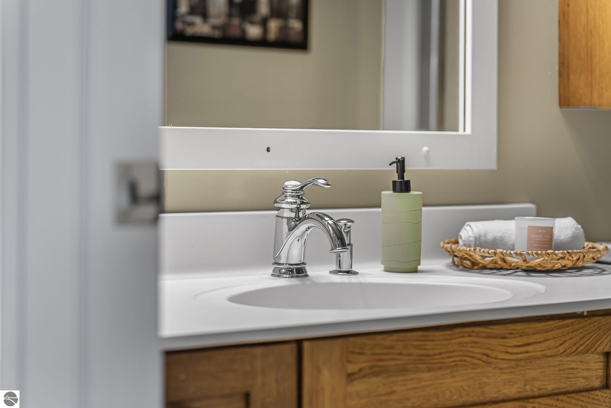 6260 Single Tree Lane