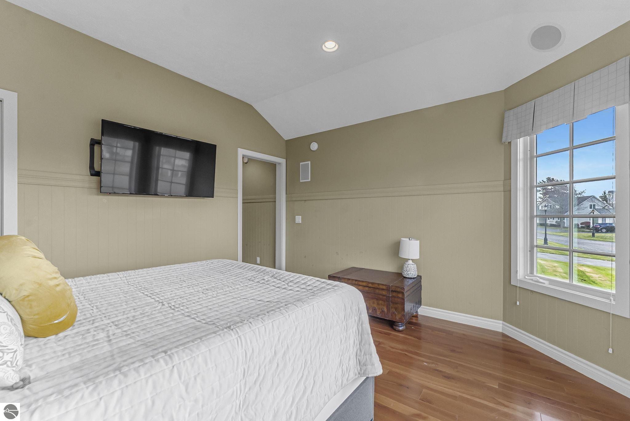 6260 Single Tree Lane