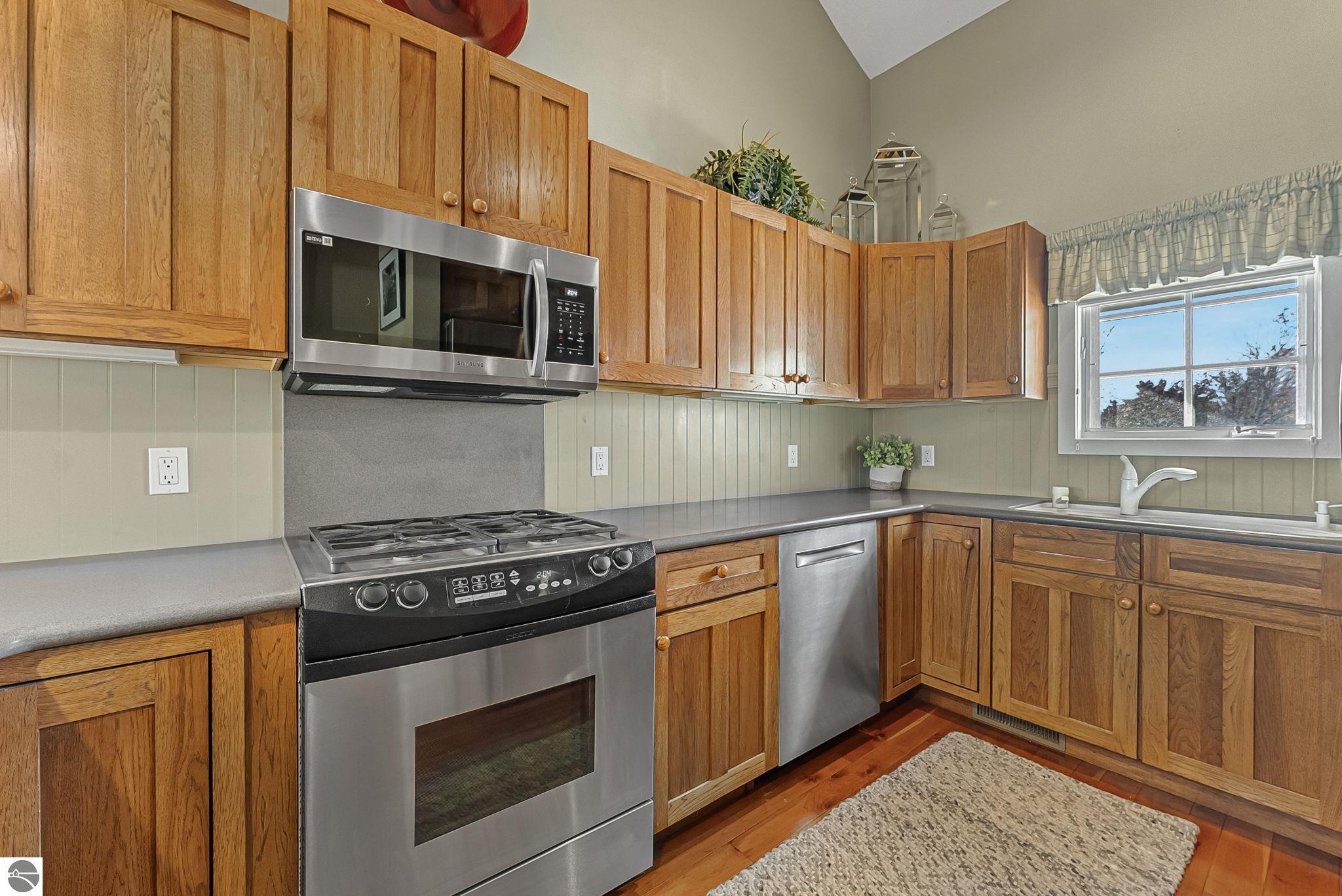 6260 Single Tree Lane