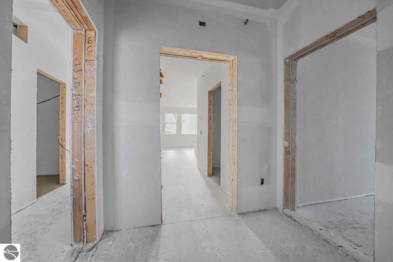 1109 S Carver Street # 6C