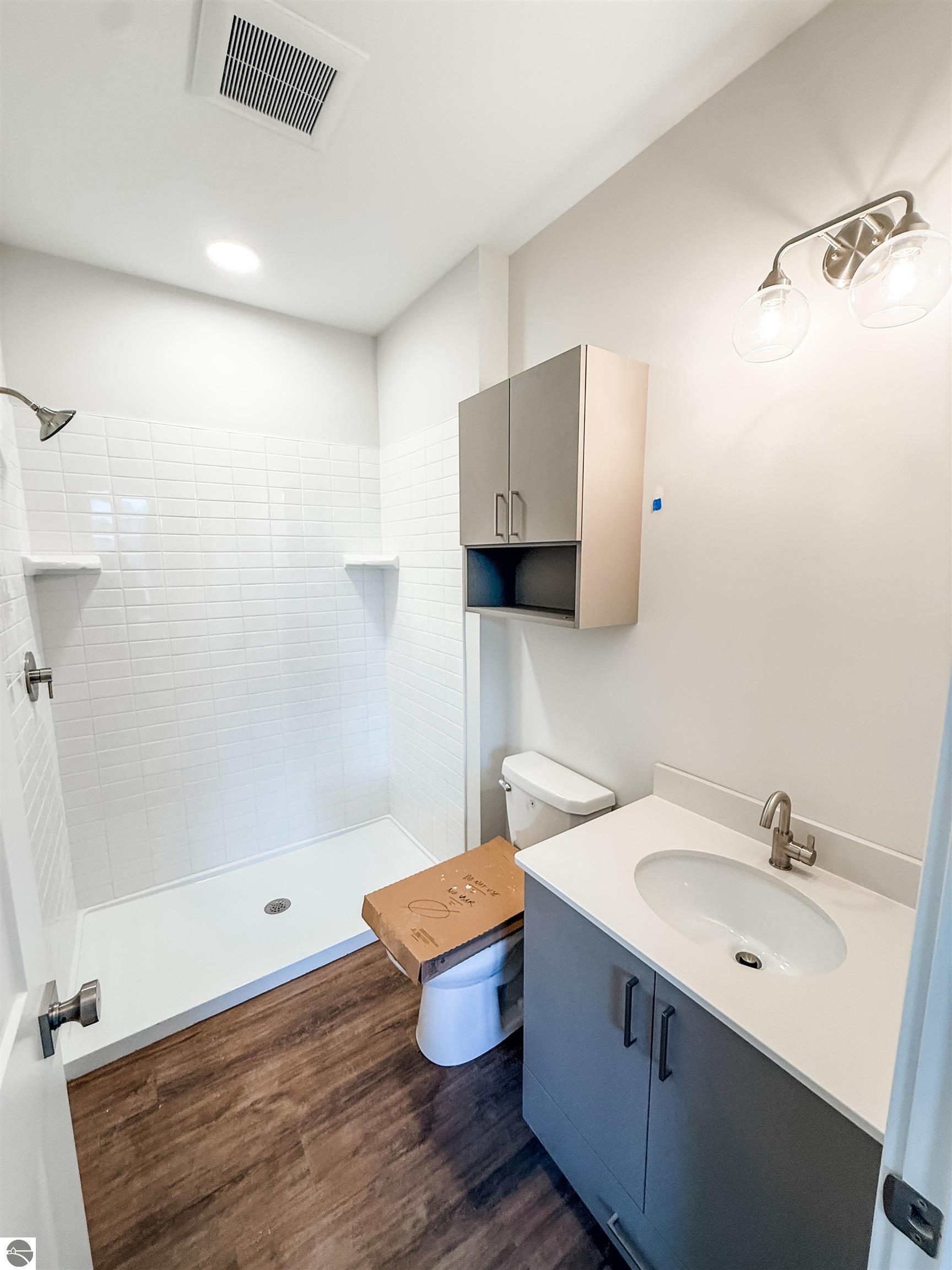 1109 S Carver Street # 6C