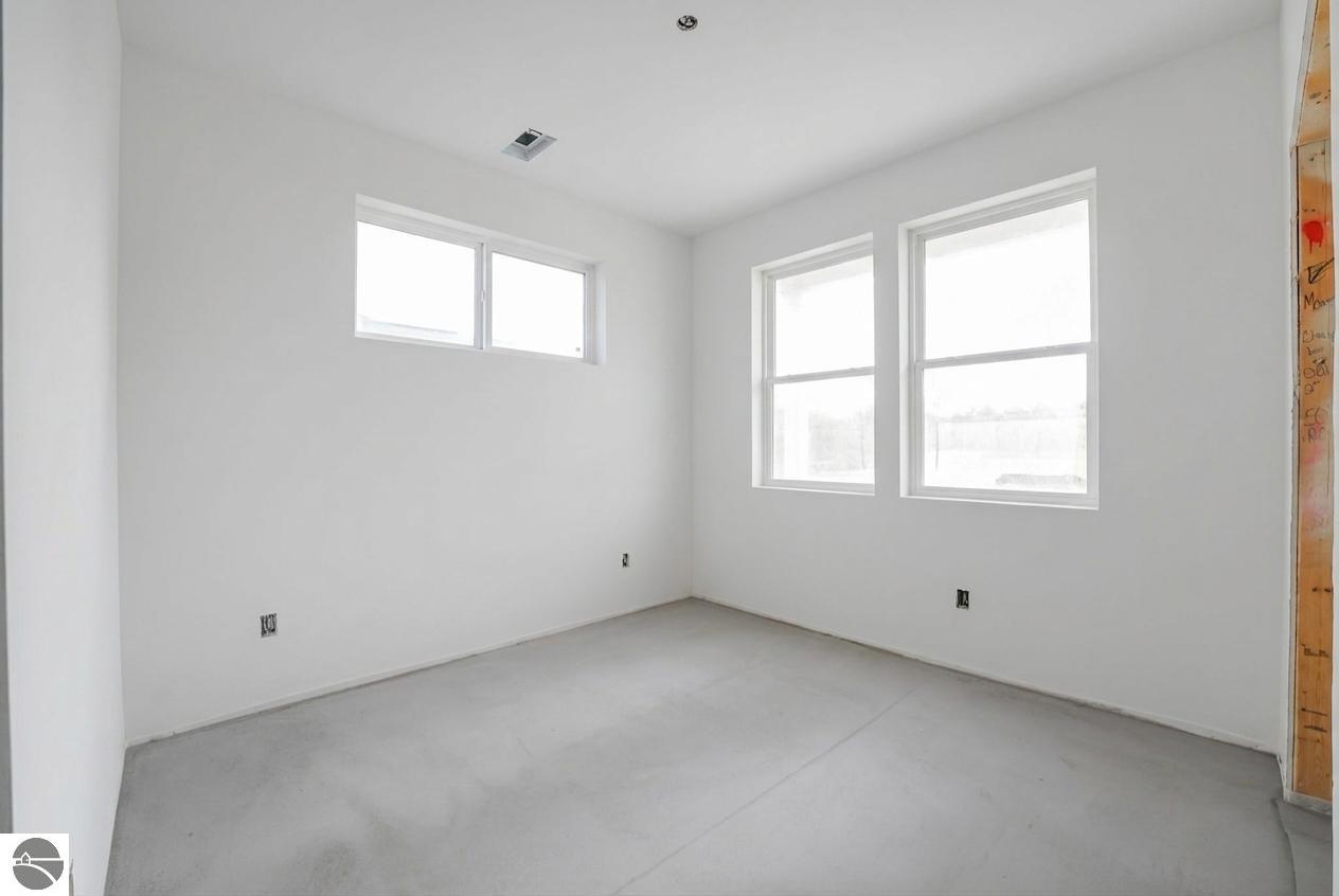 1109 S Carver Street # 6C