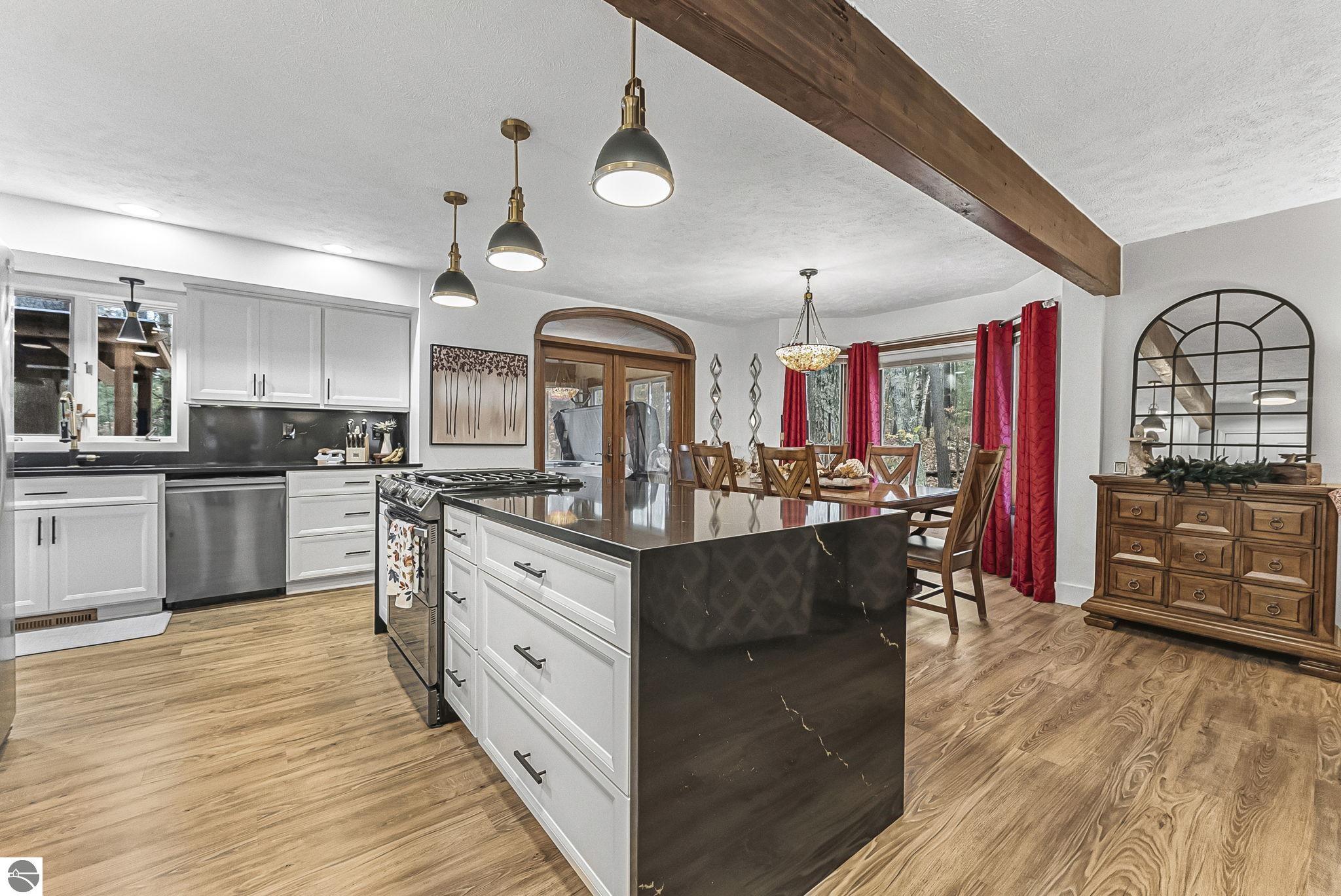 5347 Birch Glen Road