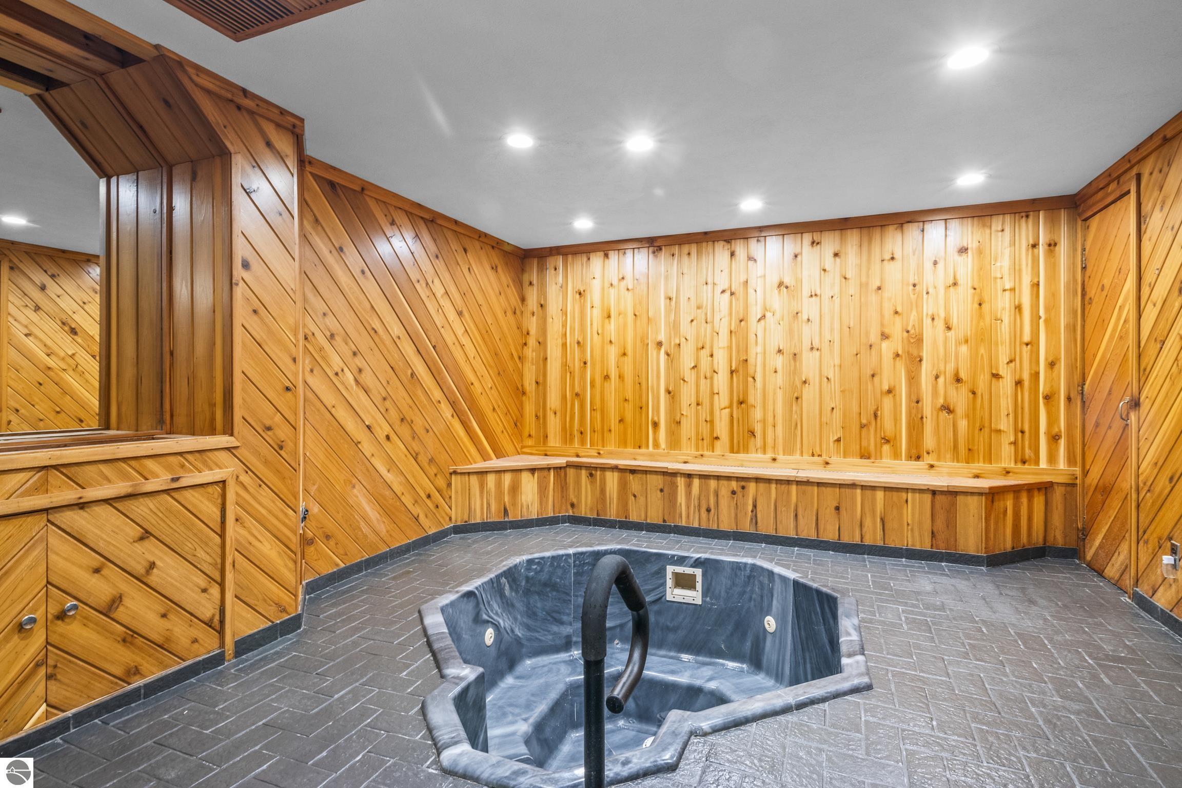 2160 Kewaunee Drive
