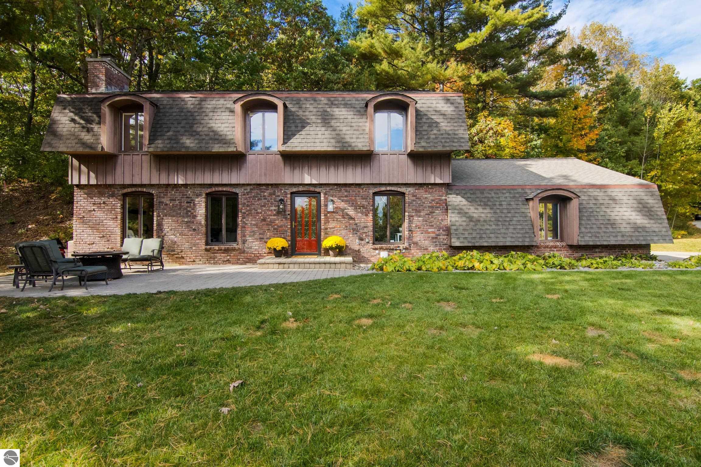 2160 Kewaunee Drive