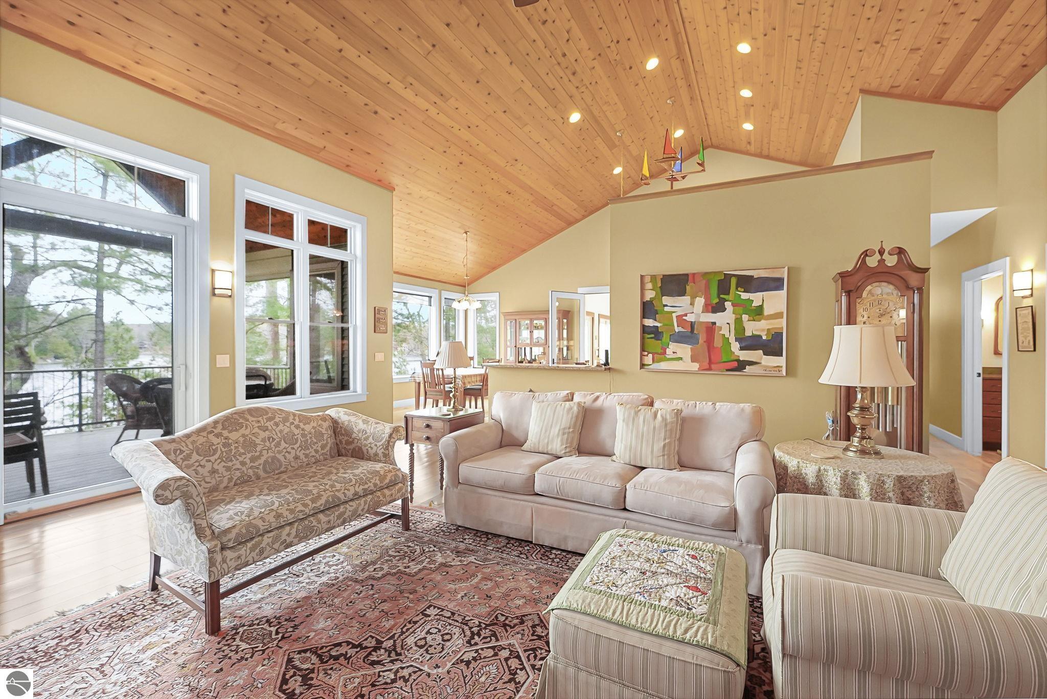 2969 Crescent Shores Drive