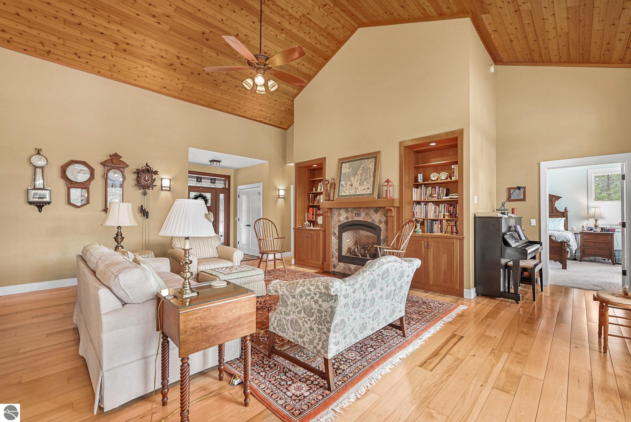 2969 Crescent Shores Drive