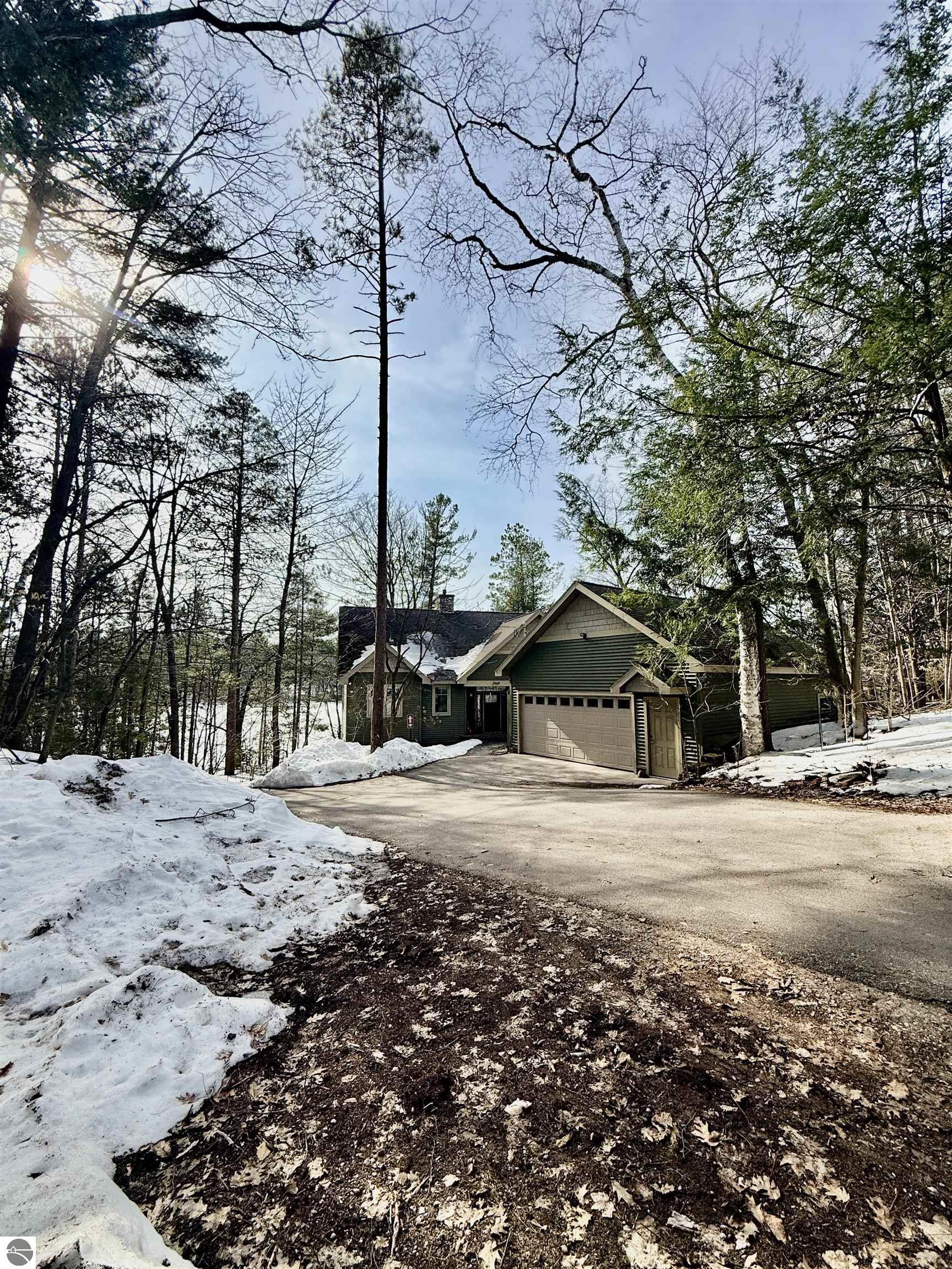 2969 Crescent Shores Drive
