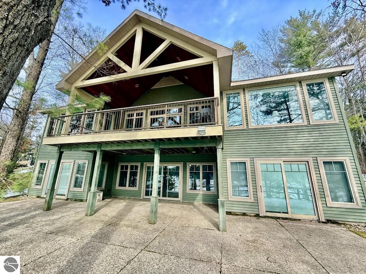 2969 Crescent Shores Drive