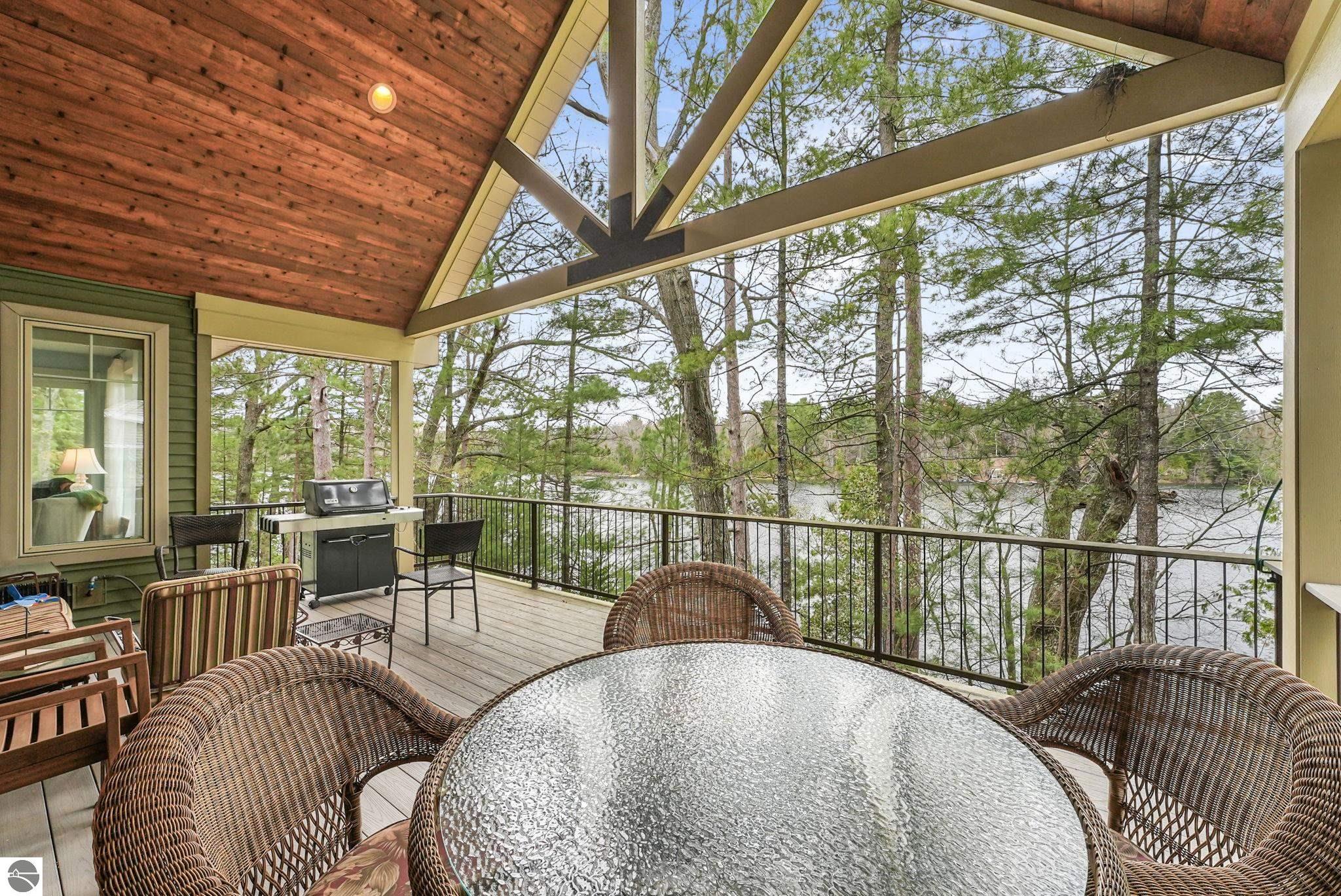 2969 Crescent Shores Drive