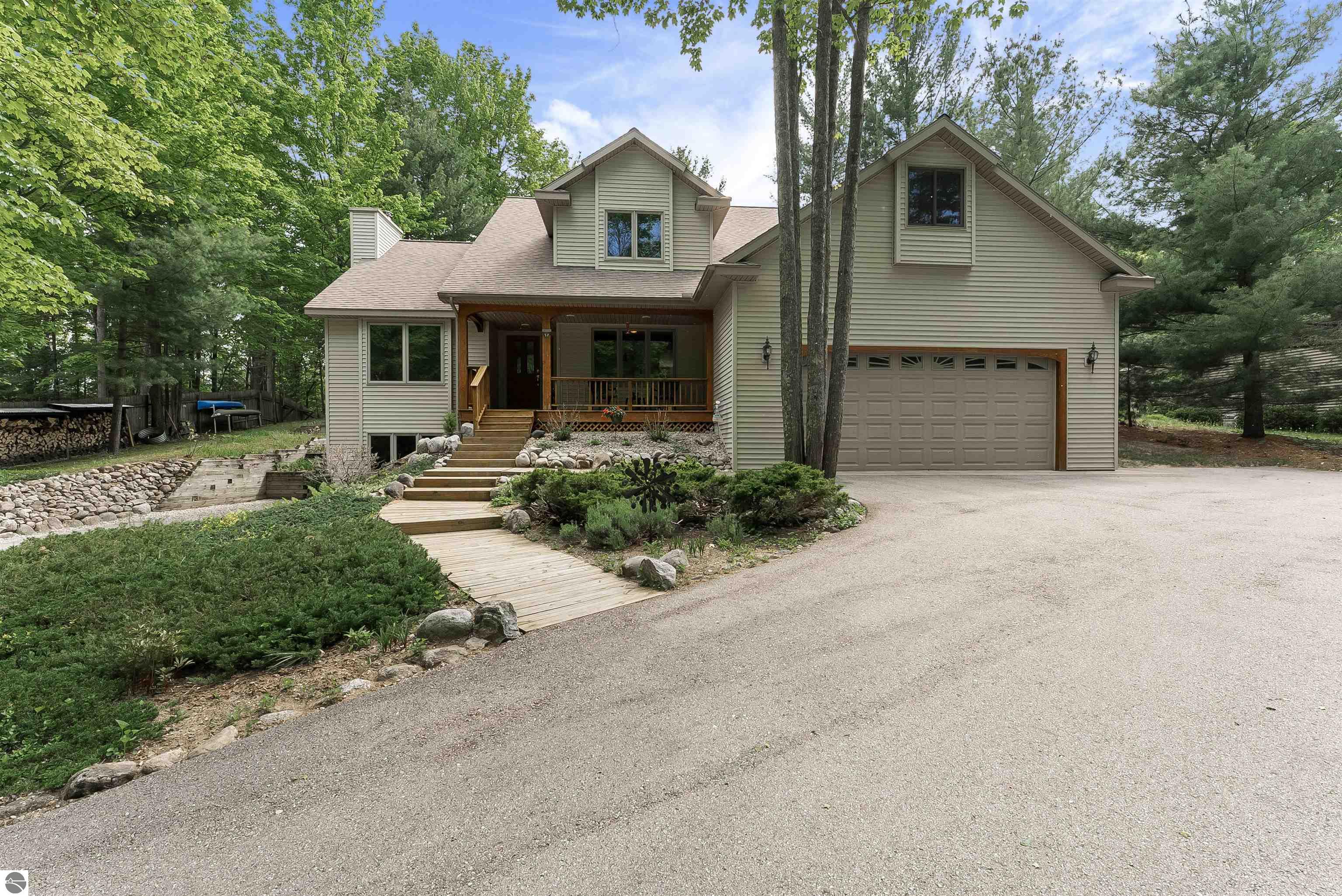 4340 Hampshire Drive