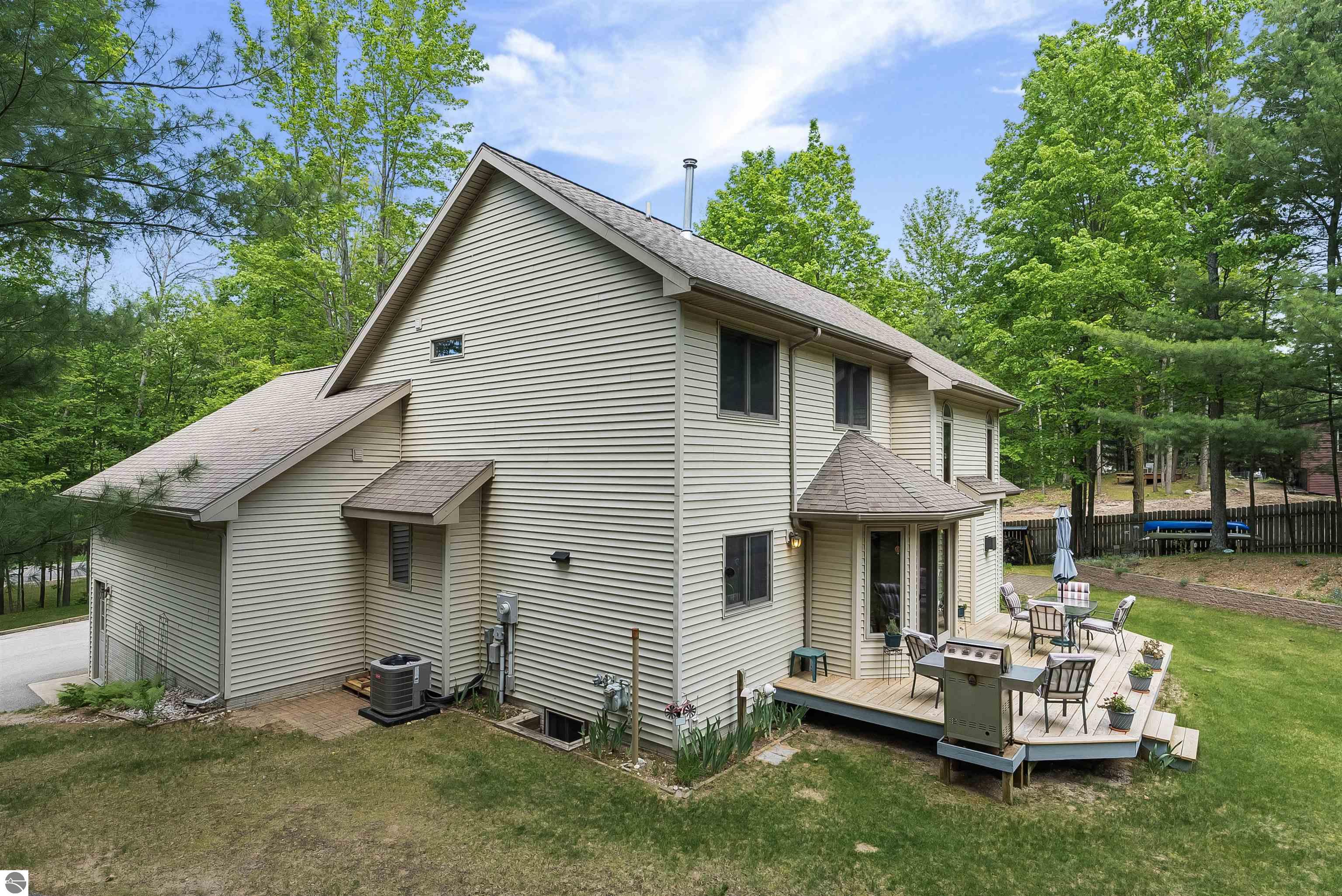 4340 Hampshire Drive