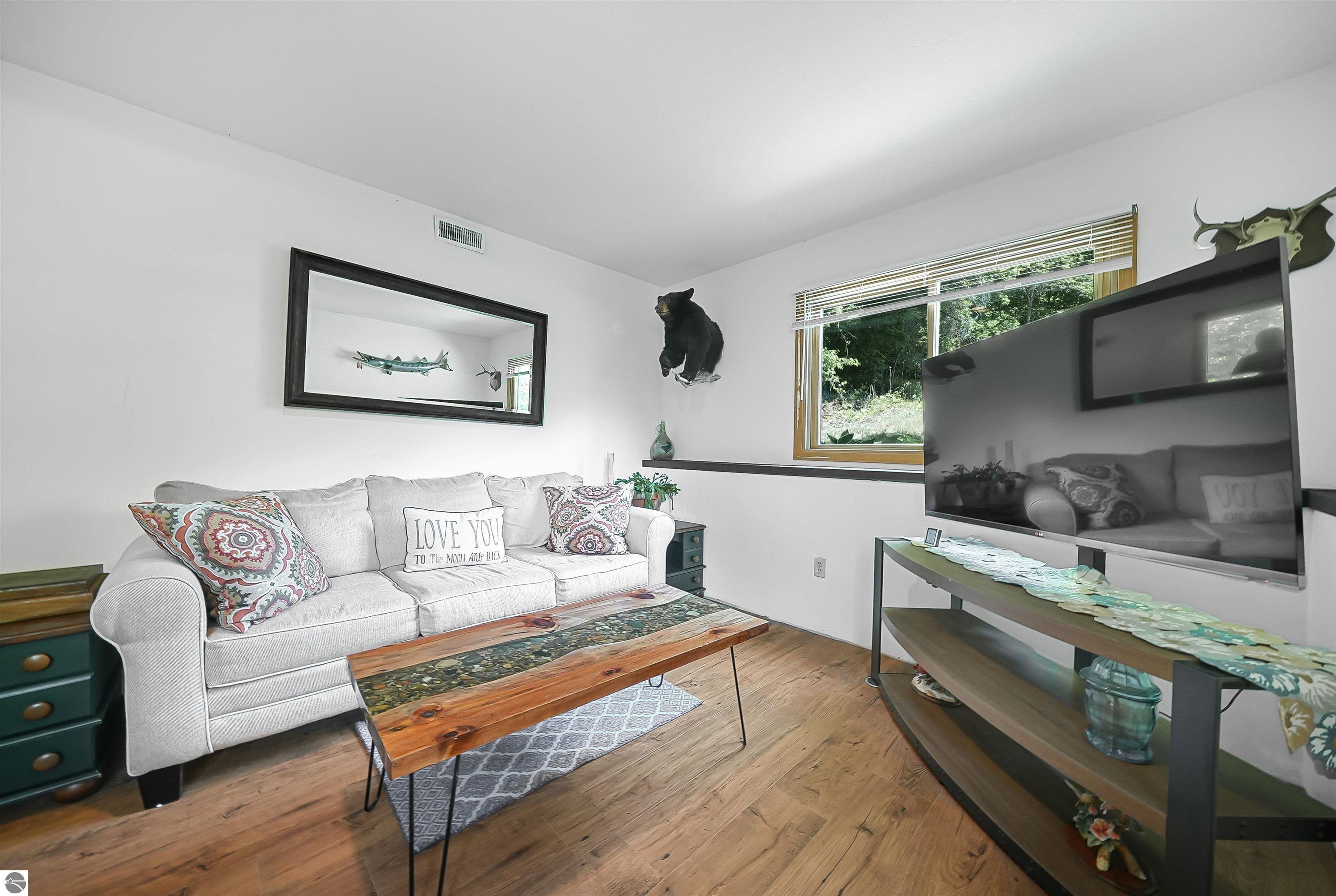 10159 Council Oak Drive