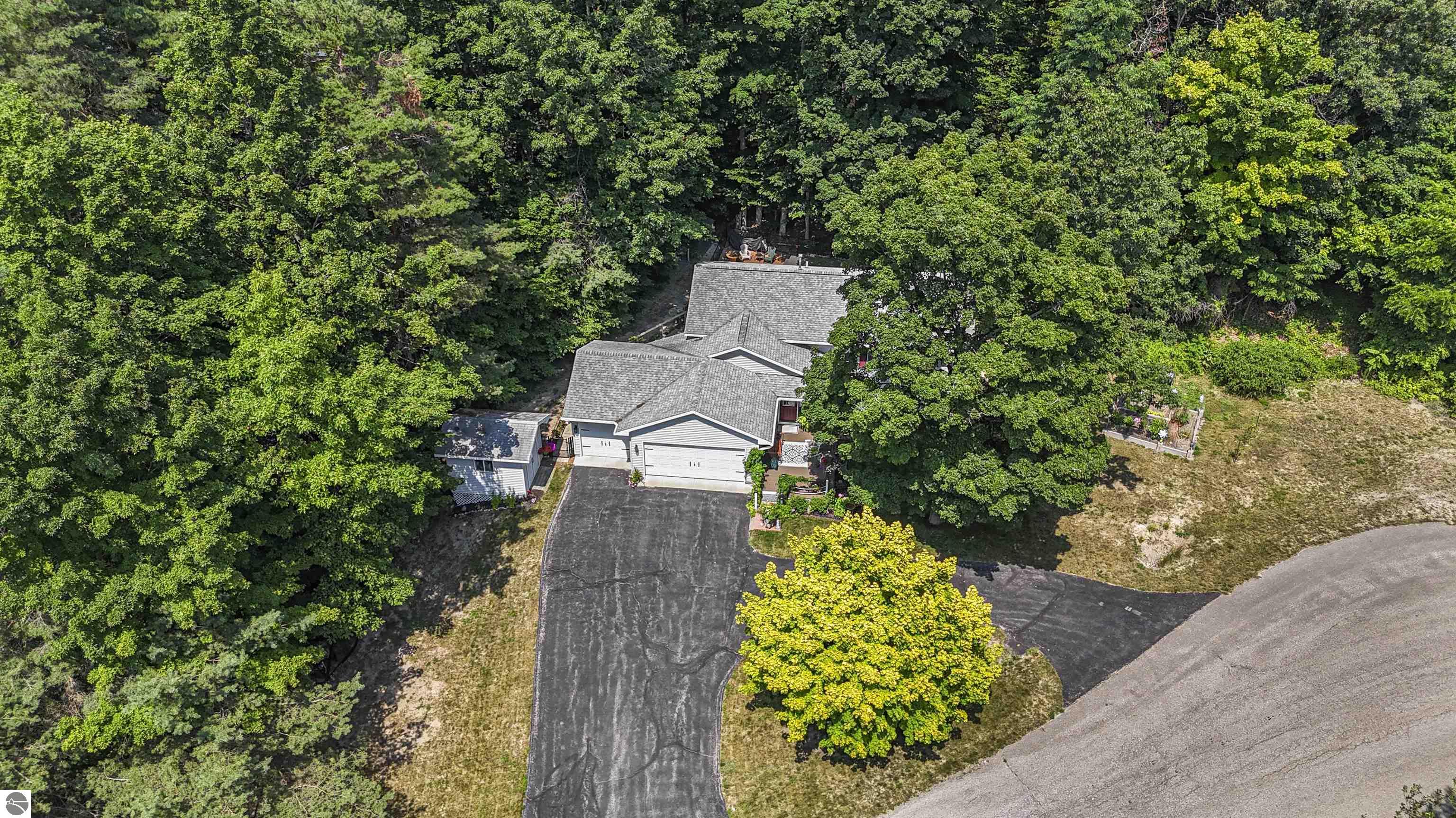 10159 Council Oak Drive