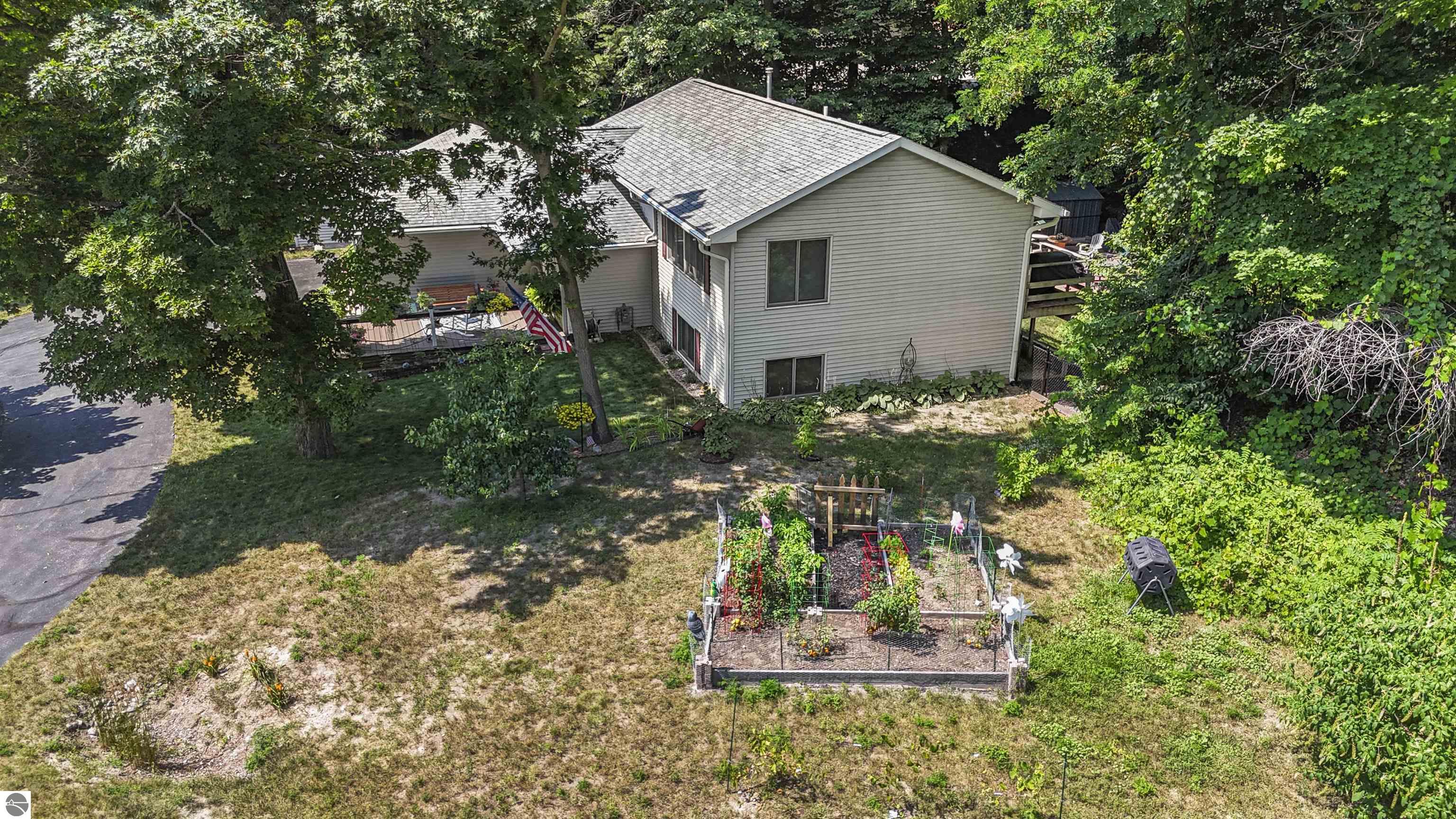 10159 Council Oak Drive