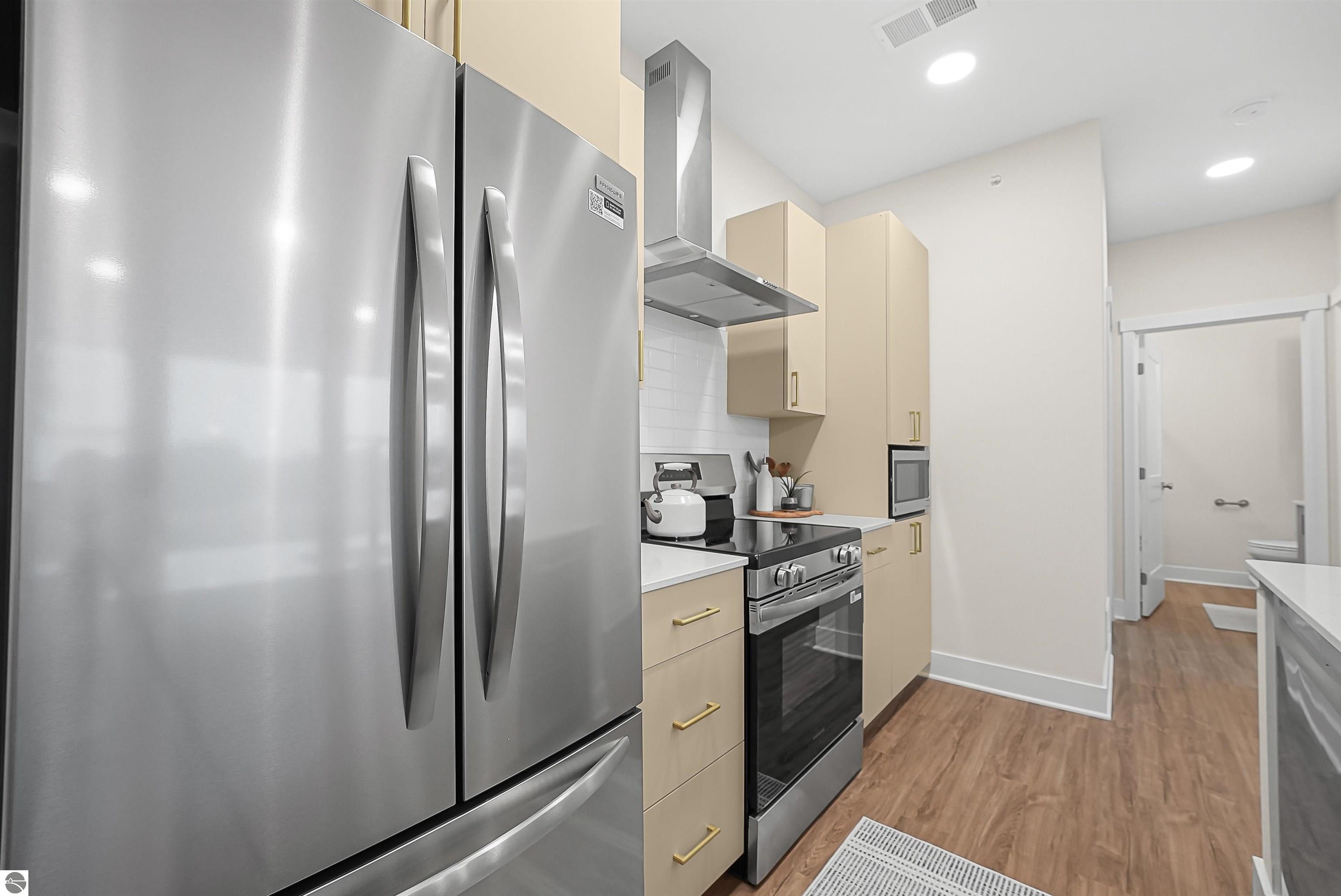 1109 S Carver Street # 6