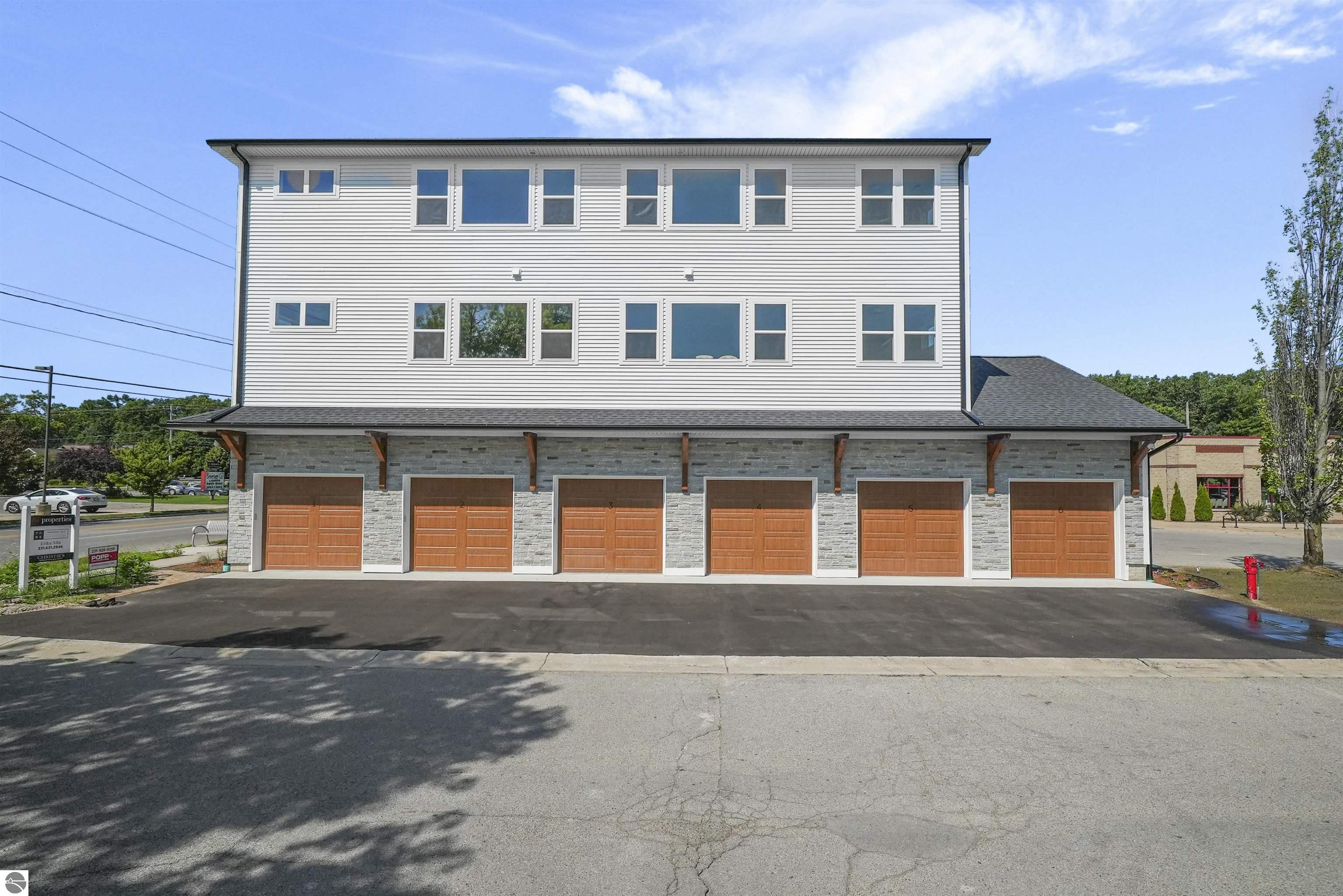 1109 S Carver Street # 6