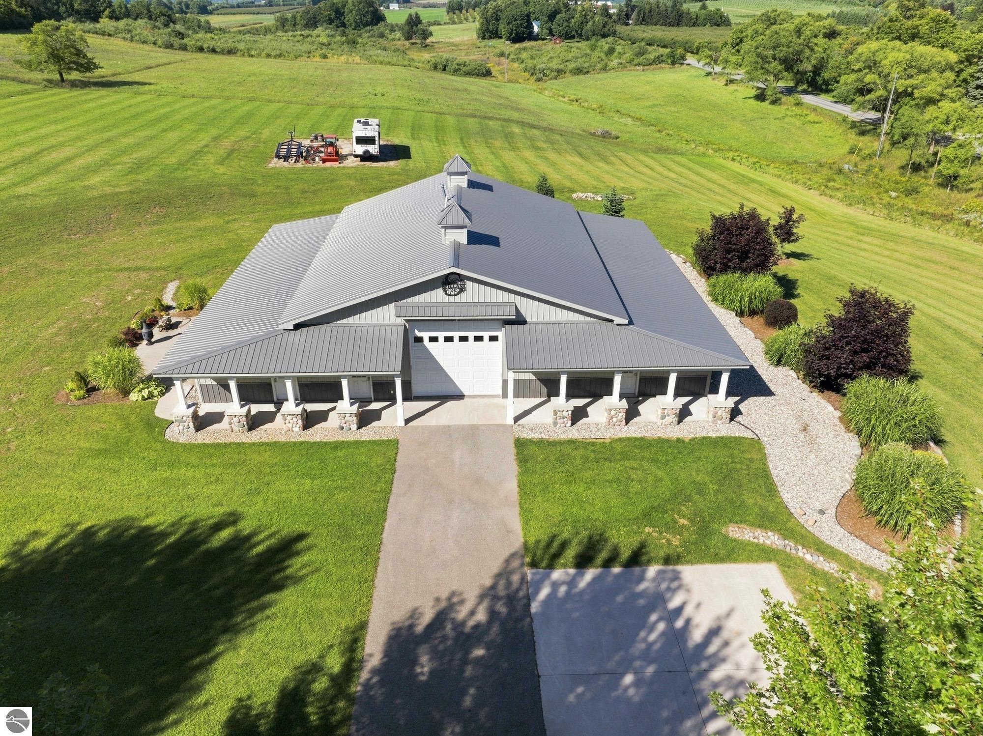 4135 Shadynook Road