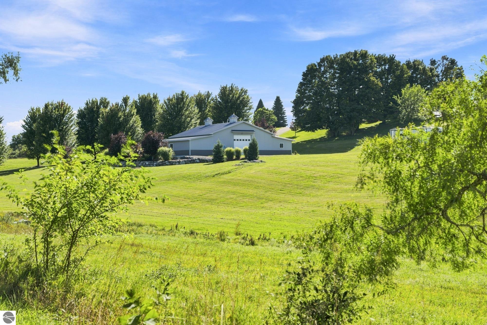4135 Shadynook Road