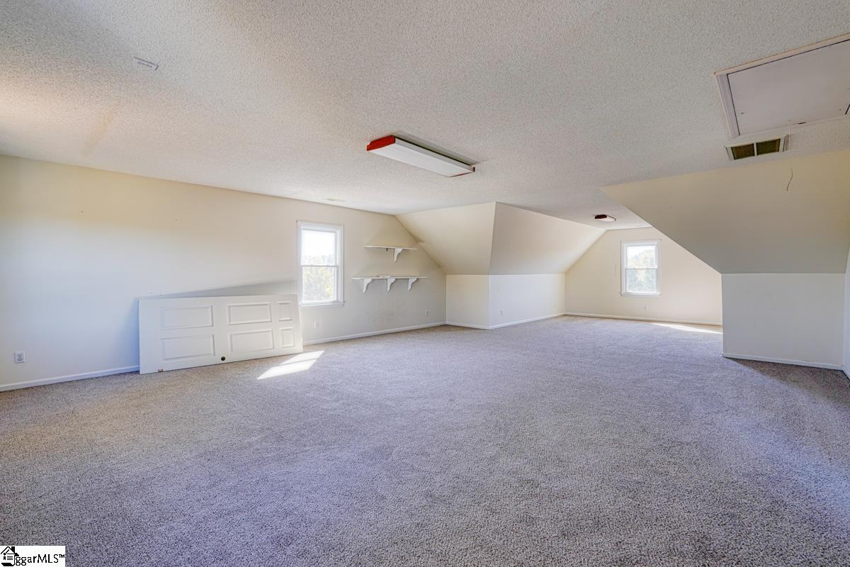 6850 9 Highway