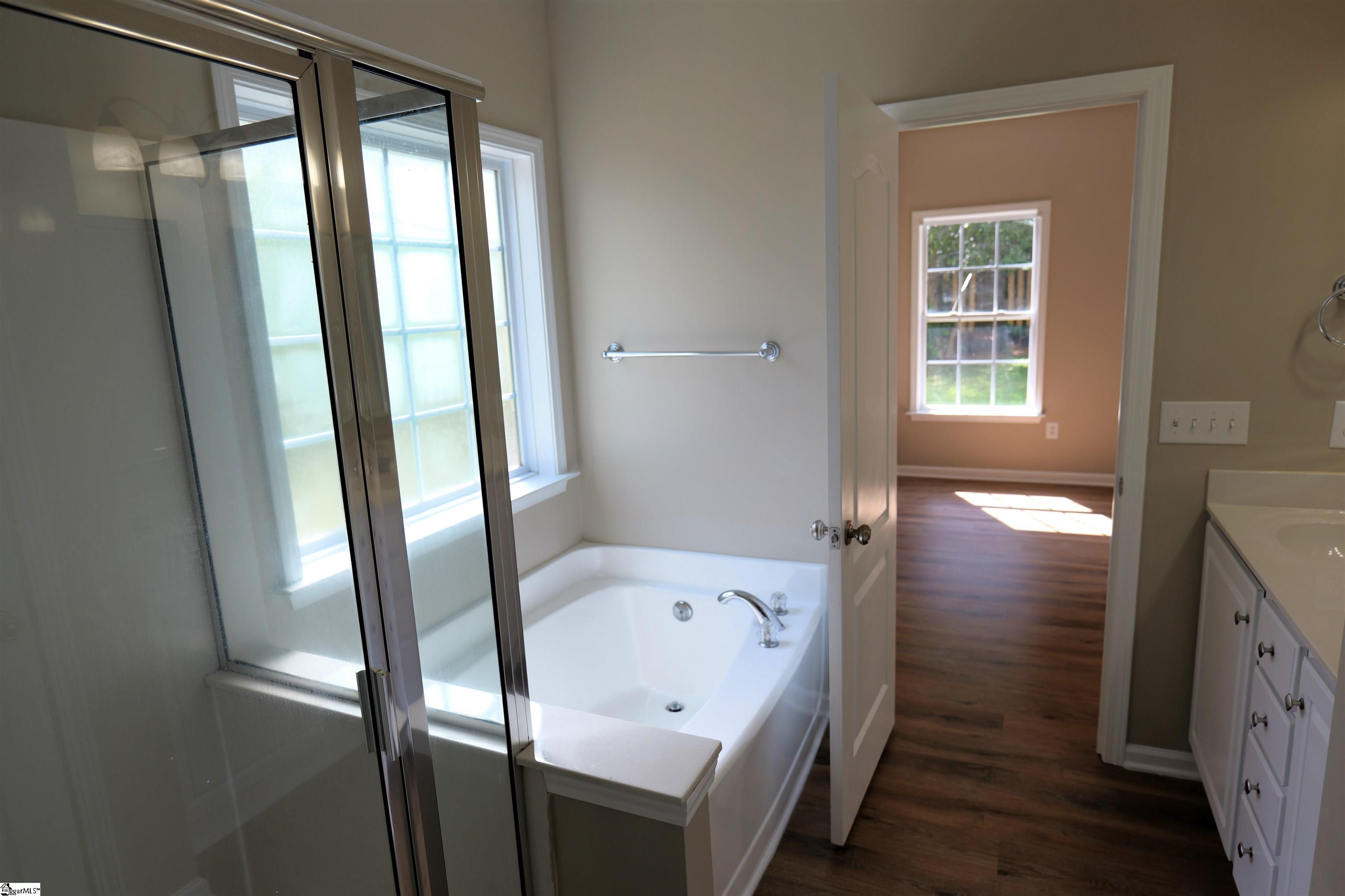 108 Turnstone Lane