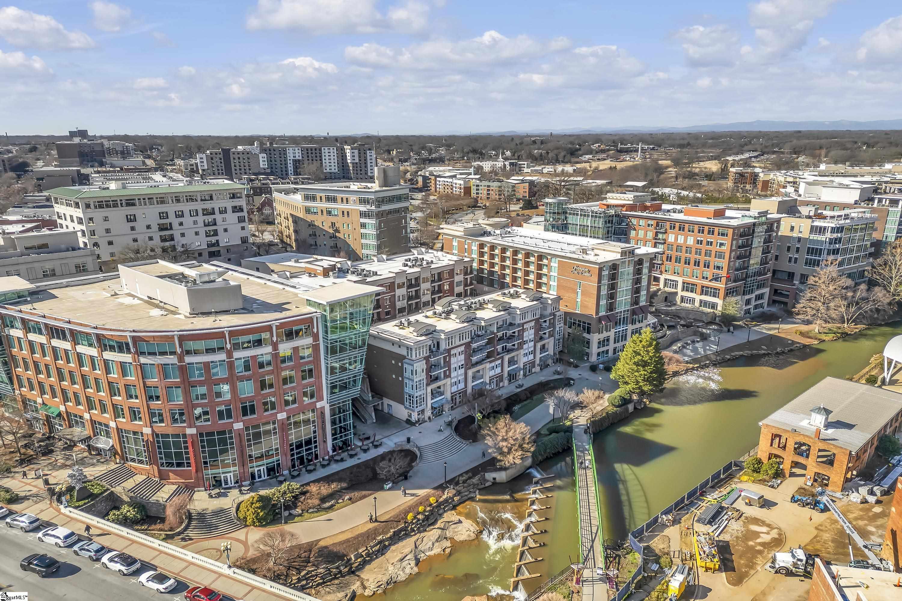 155 Riverplace Unit 201